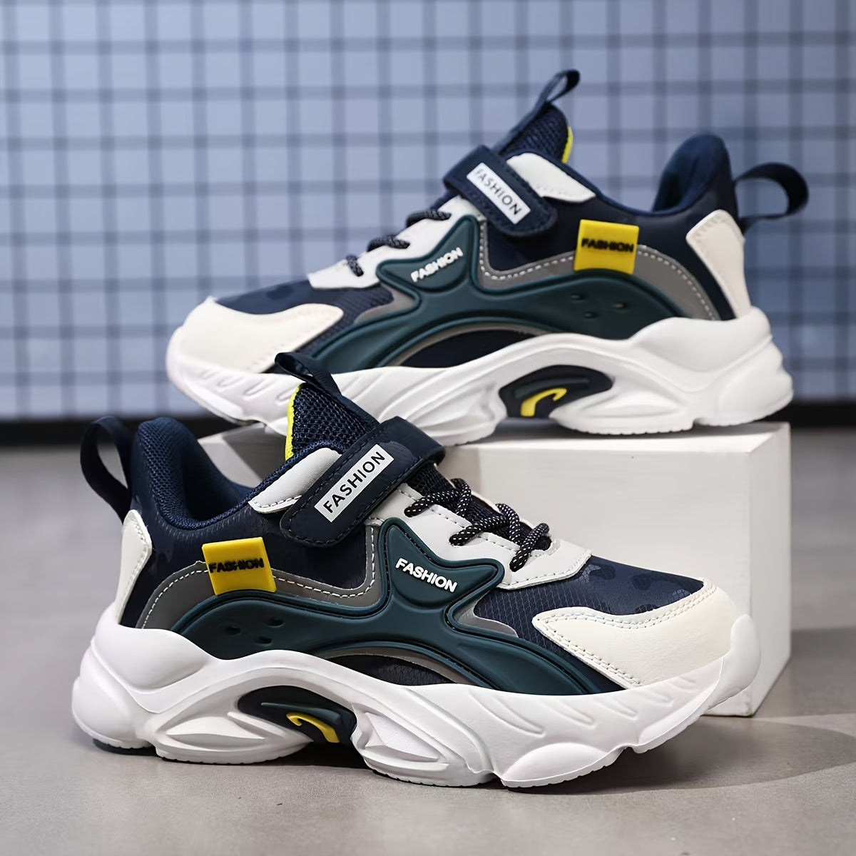 New High Quality sports shoes for boys running shoes