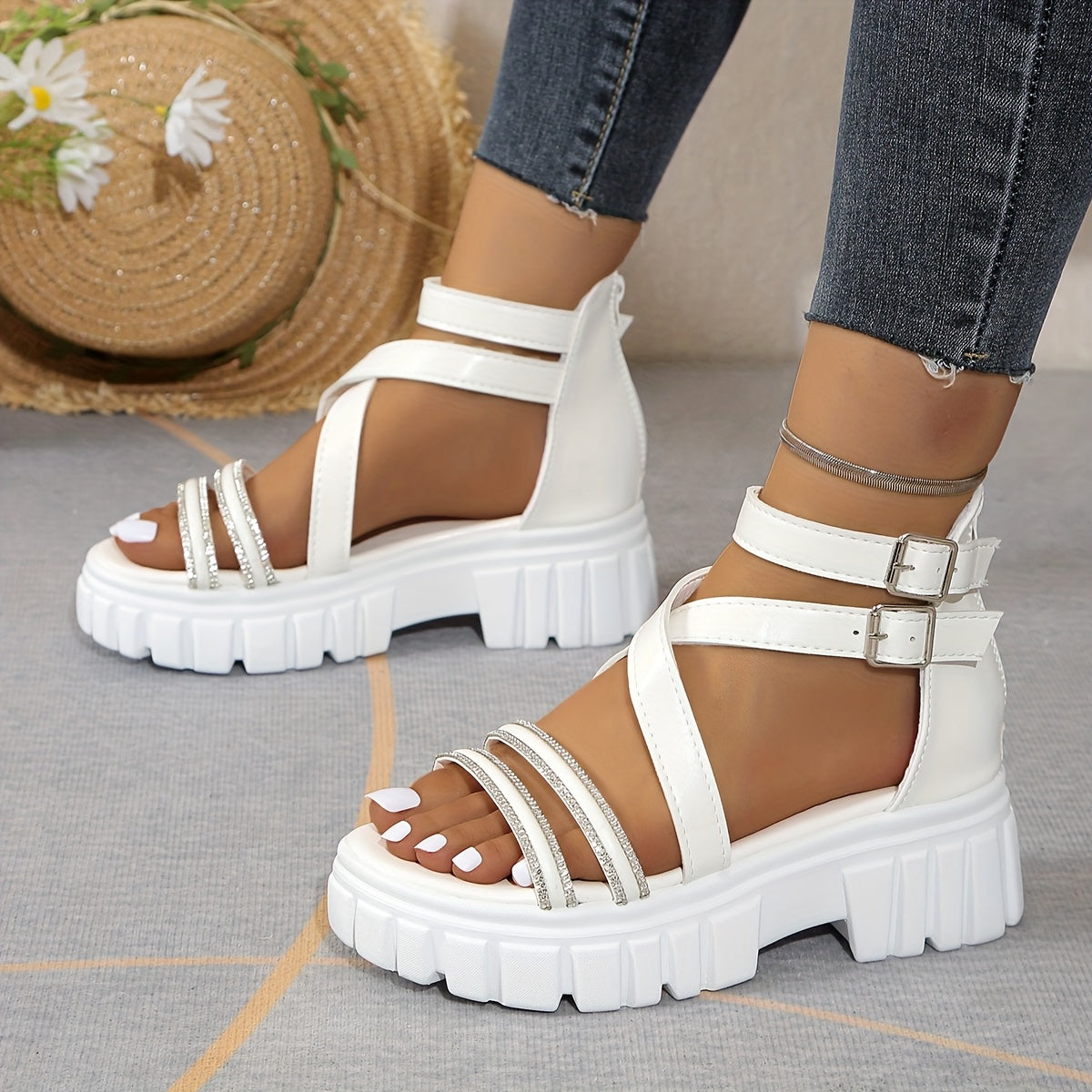 Women'S Summer Chunky Platform Sandals - Open-Toe Design with Adjustable Buckle Straps, White Faux Cover & Thick TPR Sole for Beach, Casual & Everyday Wear, Strappy Sandals, Beach Footwear, Stylish Footwear, Durable Footwear