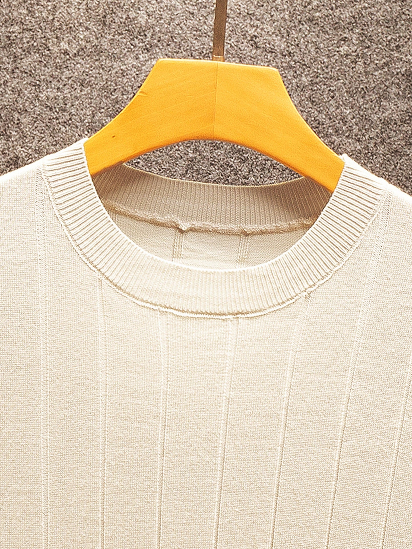 Men's Slim Fit Striped Textured Knit Crew Neck T-Shirt - High Elasticity Short Sleeve Casual Top for Spring/Autumn, Breathable Daily Leisurewear, Spring Fashion, Classic Style, Durable Construction, Pullover Shirt, Stylish Me