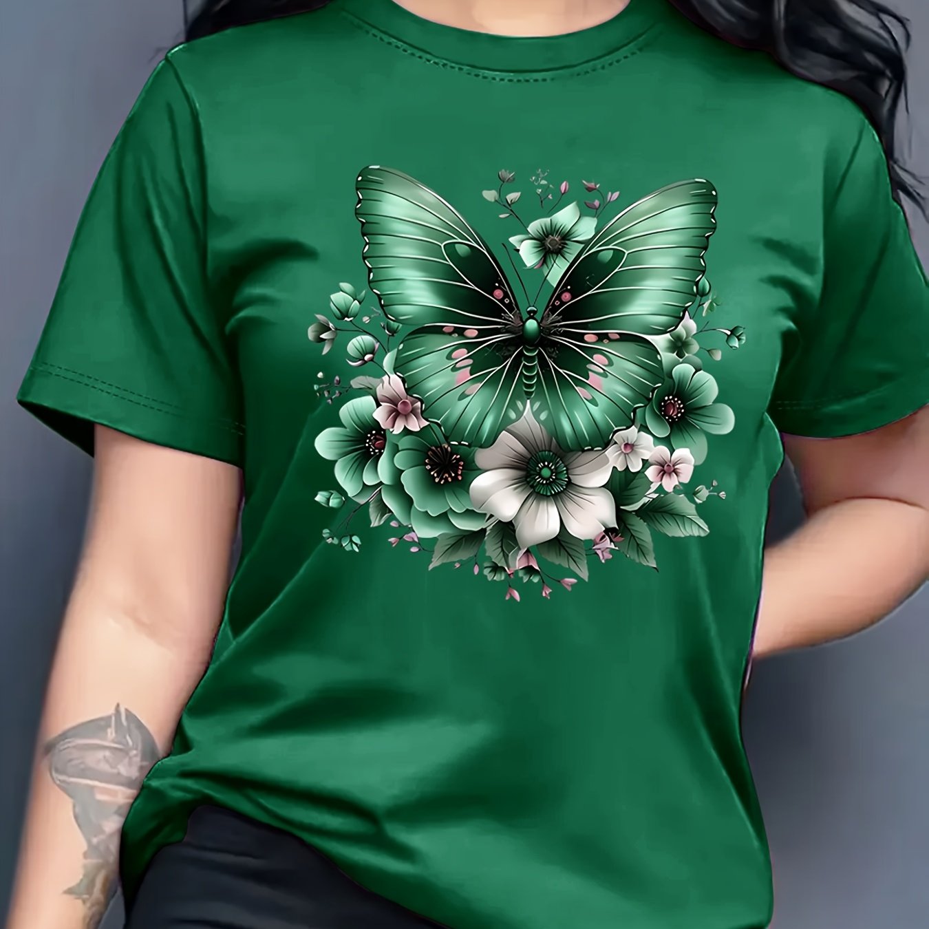 Women'S Floral Butterfly Print T-Shirt, Short Sleeve Crew Neck Casual Top for Spring & Summer, Vibrant Green with White & Blue Flowers, Perfect Birthday or Holiday Gift, Everyday Fashion | Vibrant Casual Top | Glossy Texture