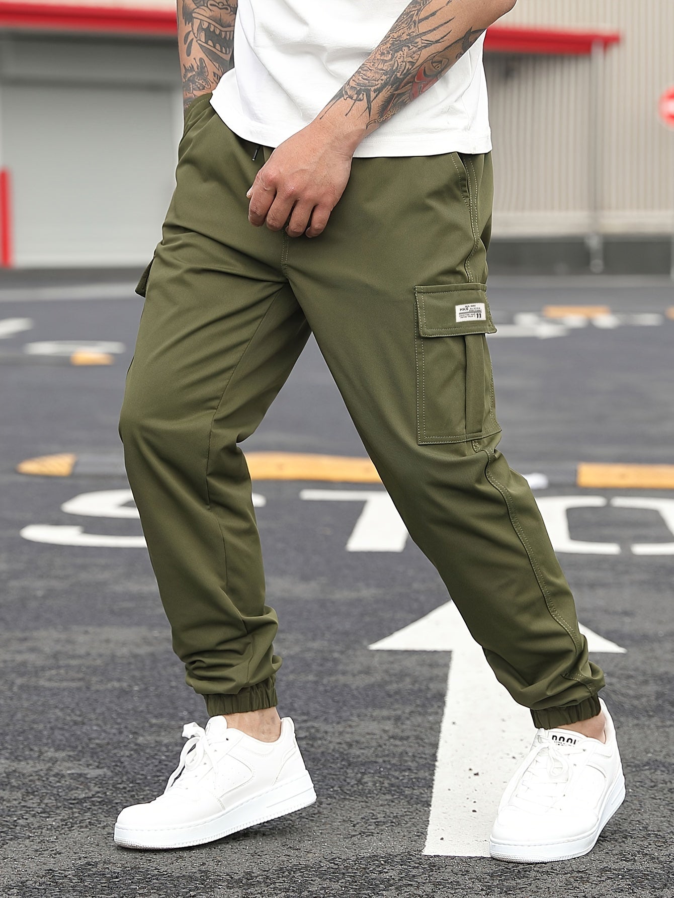 1pc Men'S Casual Polyester Cargo Pants - Mid Waist Elastic Joggers with Multiple Pockets, Non-Stretch Solid Color, Regular Fit for Weekend Wear - Spring/Fall Fashion Trousers