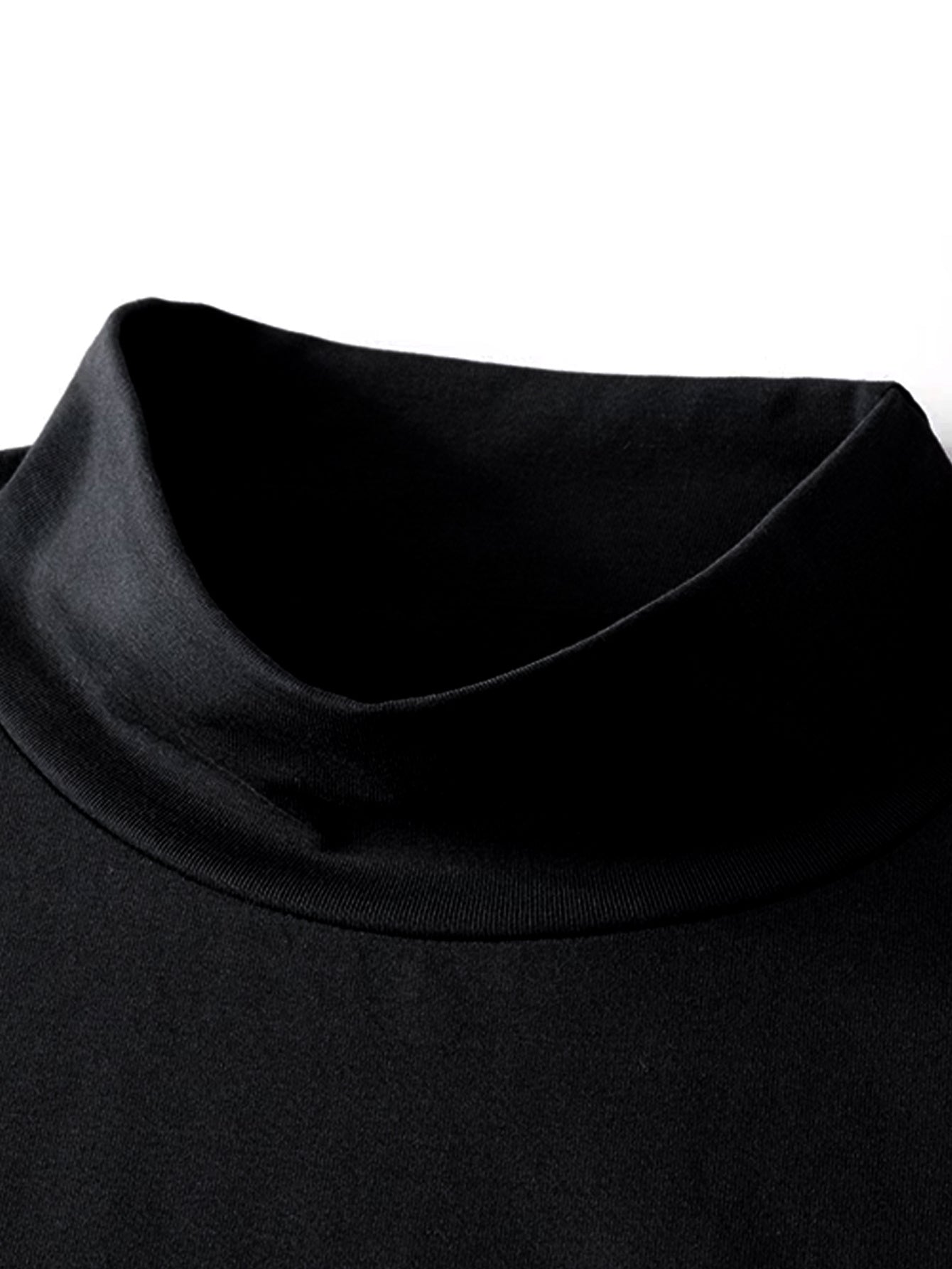 Men'S Classic Summer Short-Sleeve T-Shirt with a Half-High Collar for Casual Sports.
