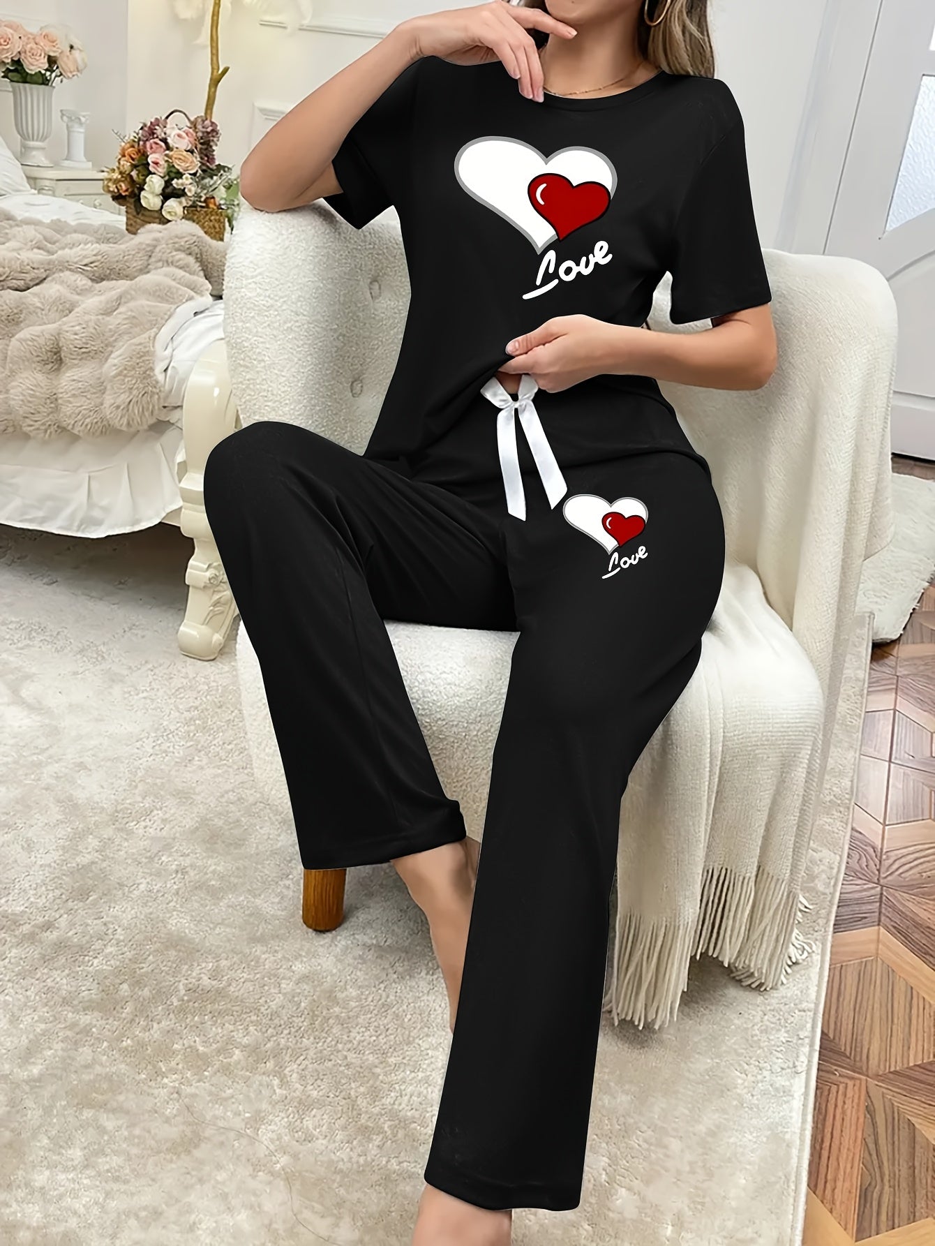 Casual Leisure Suit, Women's Double Love Print Short Sleeve Round Neck T-shirt and Pants Pajama Two-Piece Set Casual Comfortable Soft Home Clothes