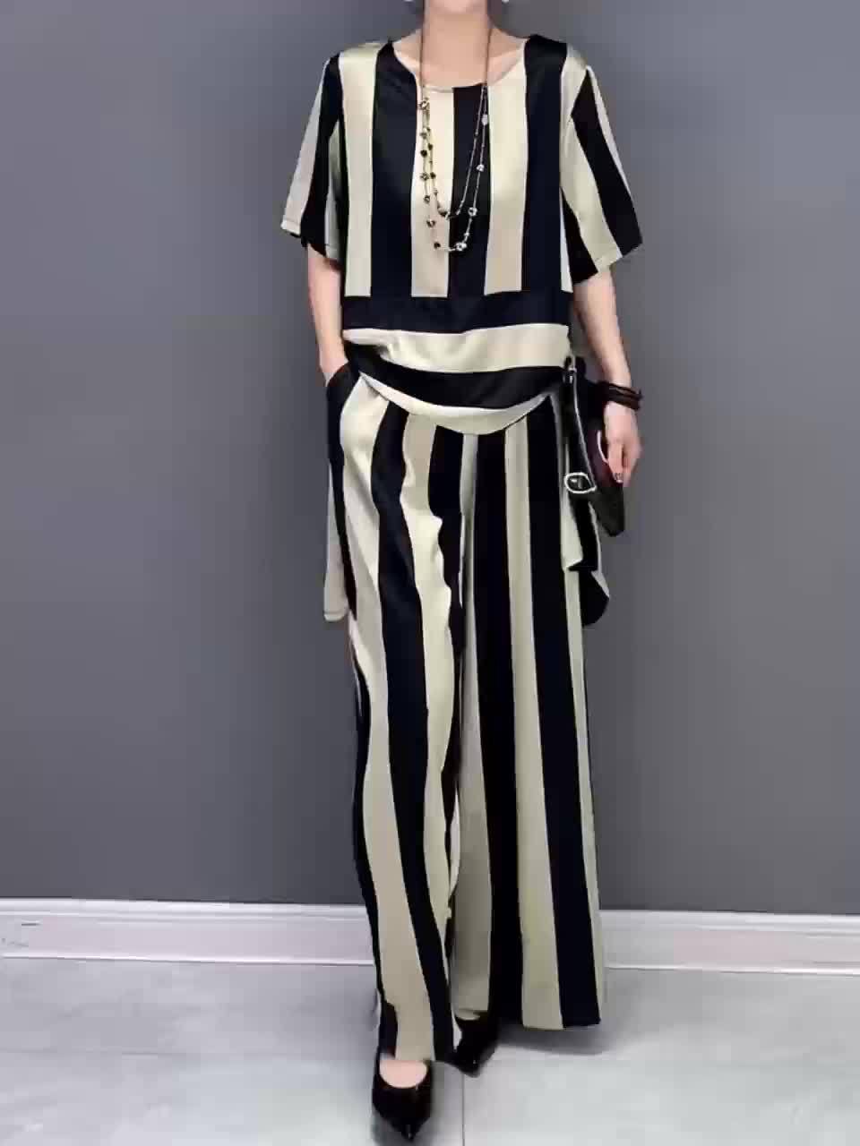 Artistic Irregular Stripe Loose Round Neck Pullover Top with Flared Pants Women's Set
