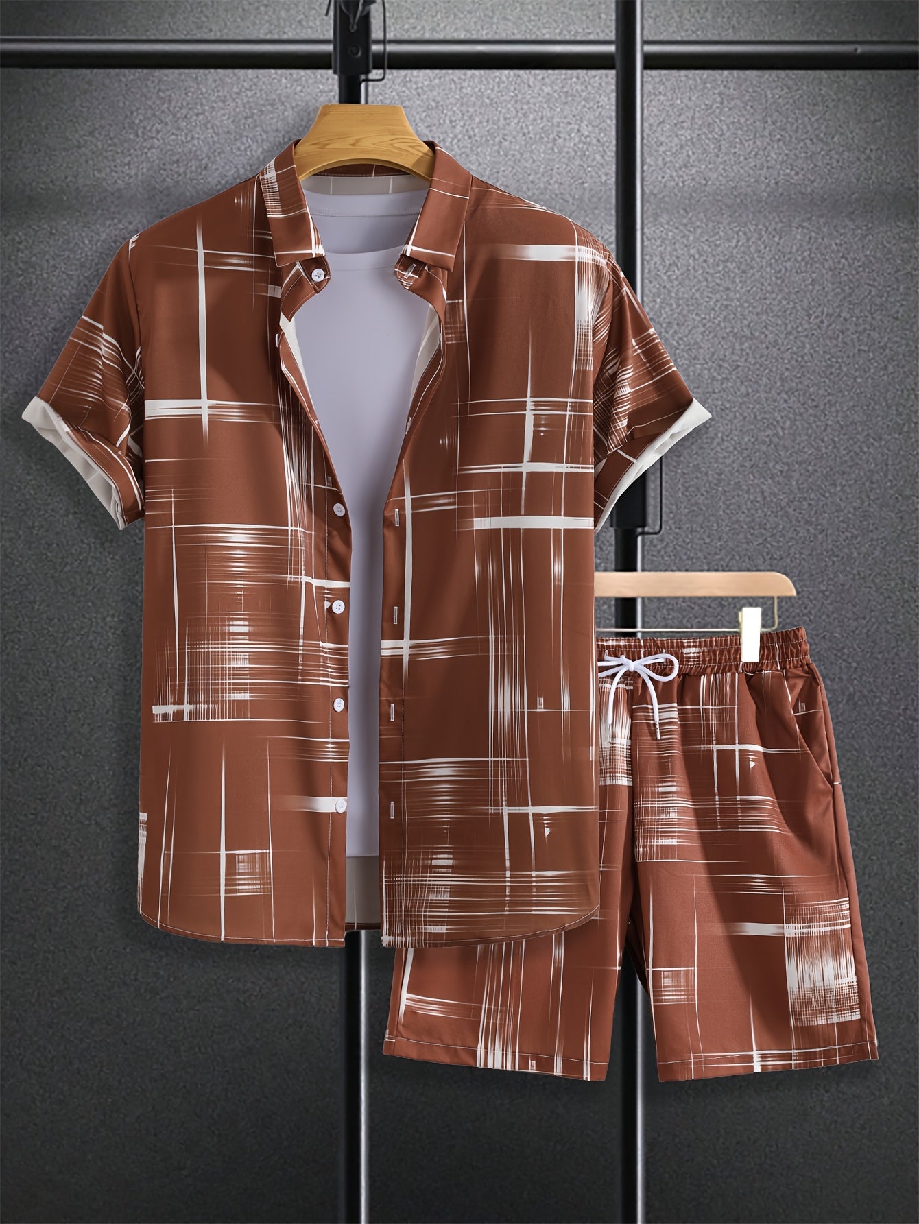 Men'S Stylish Gradient Shirt Set - Brown & White Geometric Pattern, Short Sleeve with Pocket, Loose Fit Shorts, Perfect for Beach, Camping, Fishing & Outdoor Activities, Casual Attire|Geometric Pattern Shirt|Woven Fabri