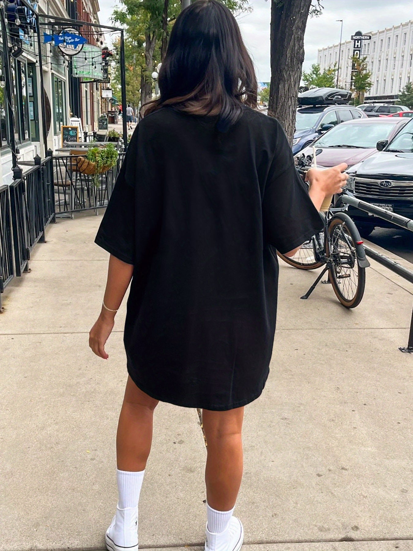 Երկկողմանի Milano Italy Letter Print Crew Neck Tee զգեստ, պատահական կարճաթև ամառային զգեստ կանանց համար, թեթև և հարմարավետ