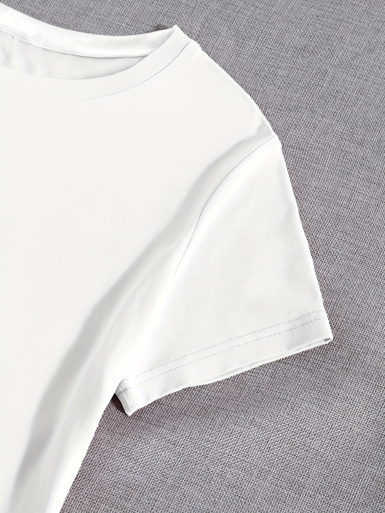 Women's Elegant Fashion Print T-Shirt