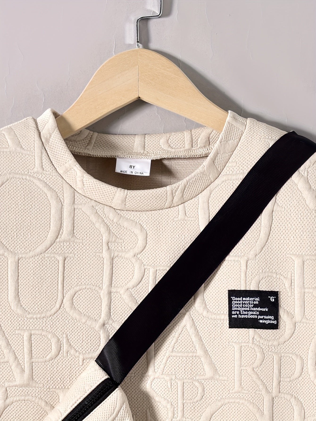 Boys' Stylish White Short Sleeve T-Shirt + Casual Shorts + Fashion Crossbody Bag Set, Perfect for Outdoor