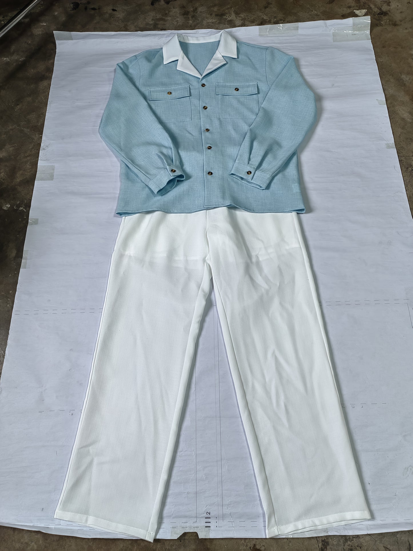 New Autumn And Winter Two-Piece Set Featuring a Color-Blocked Long-Sleeve Shirt with a Suit Collar And Straight-Leg Casual Trousers.
