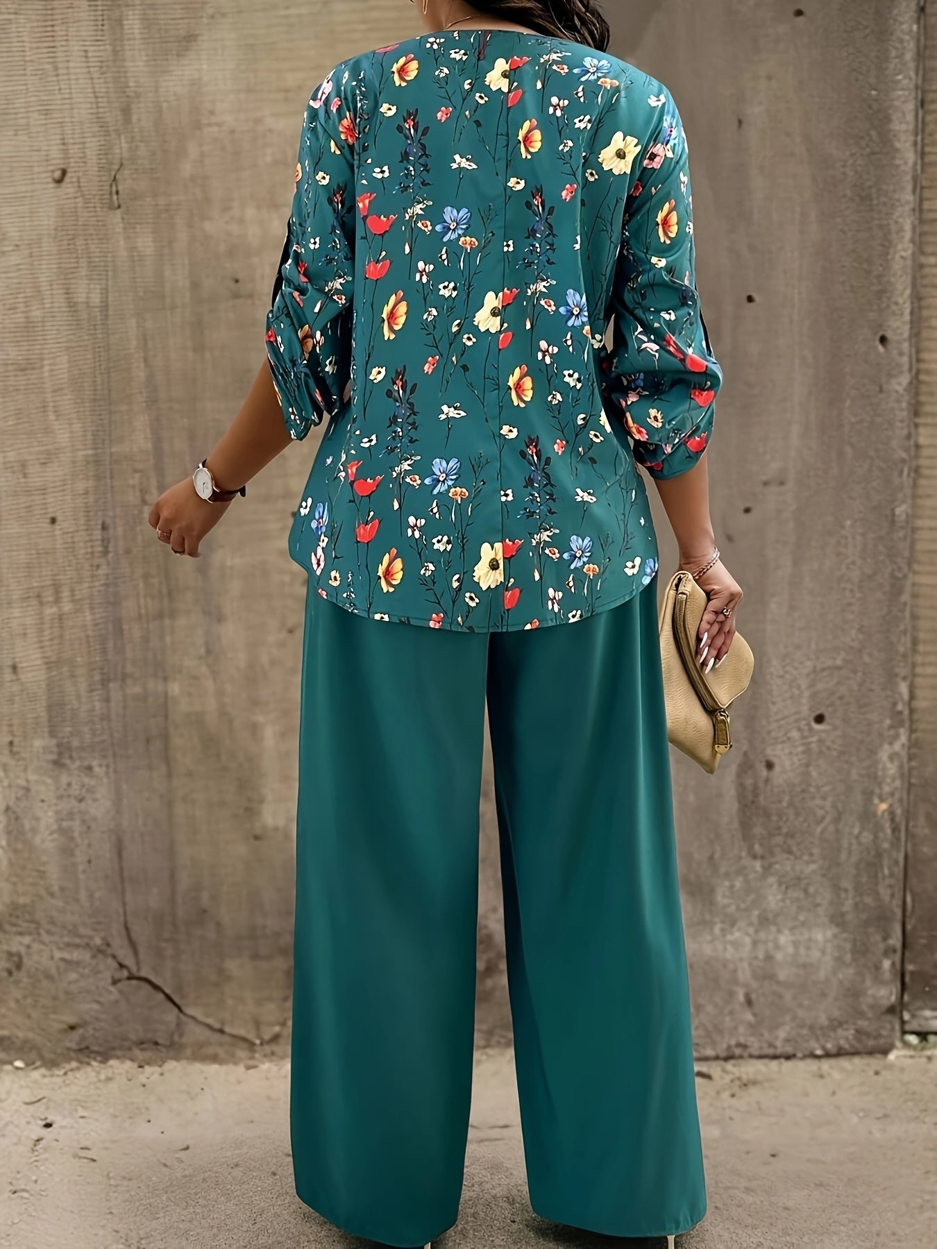 Plus Size, Oriented - Plus Size Women's Vacation Style Floral Shirt and Pants Set