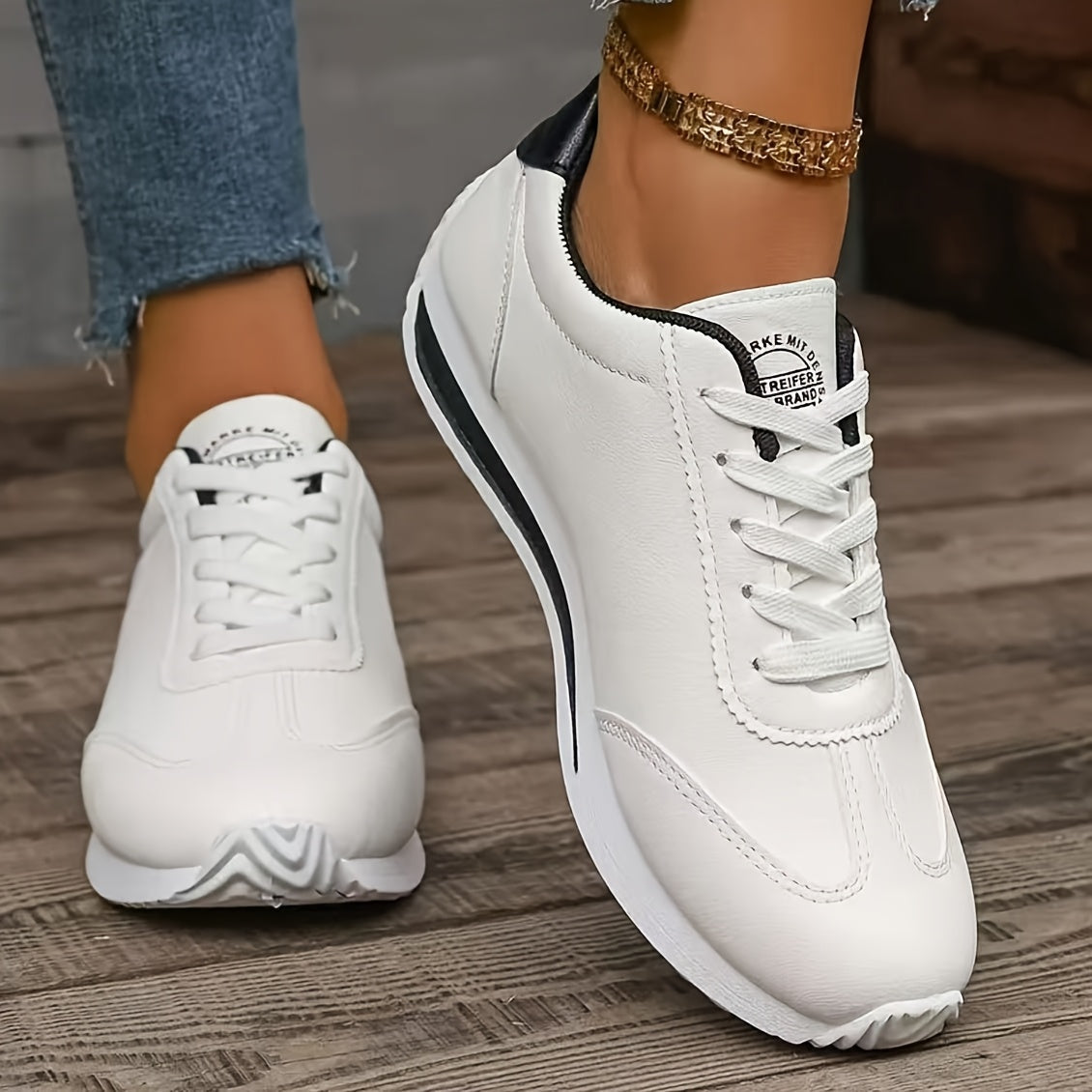 Women's Classic White Low-Top Sneakers - Lightweight Comfortable Lace-Up Shoes with Durable Rubber Sole & Breathable Fabric Lining, PU Synthetic Cover Upper, All-Season Versatile Casual Shoes for Casual Attire, Sleek Shoe Des
