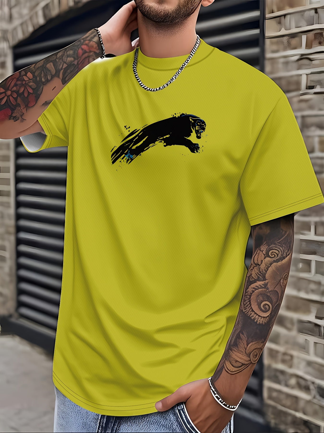 Men'S Bold Black Graphic T-Shirt - Lightweight Everyday Casual Tee for Sports & Formal Events - Breathable Round Neck Shirt - Easy-Care Everyday Essential Top, Sports Friendly Apparel, Modern Casualwear, Comfortable Fit, Stre