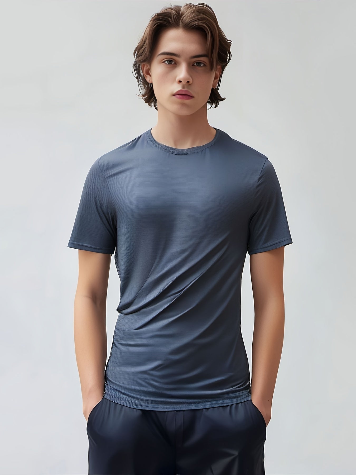 Men's Lightweight Sports T-Shirt - 100% Polyester, Moisture-Wicking, Breathable, Smooth Fabric, Round Neck, Short Sleeve, for Sports, Training, Casual, Party, Beach, Night Out - Unisex-Adult