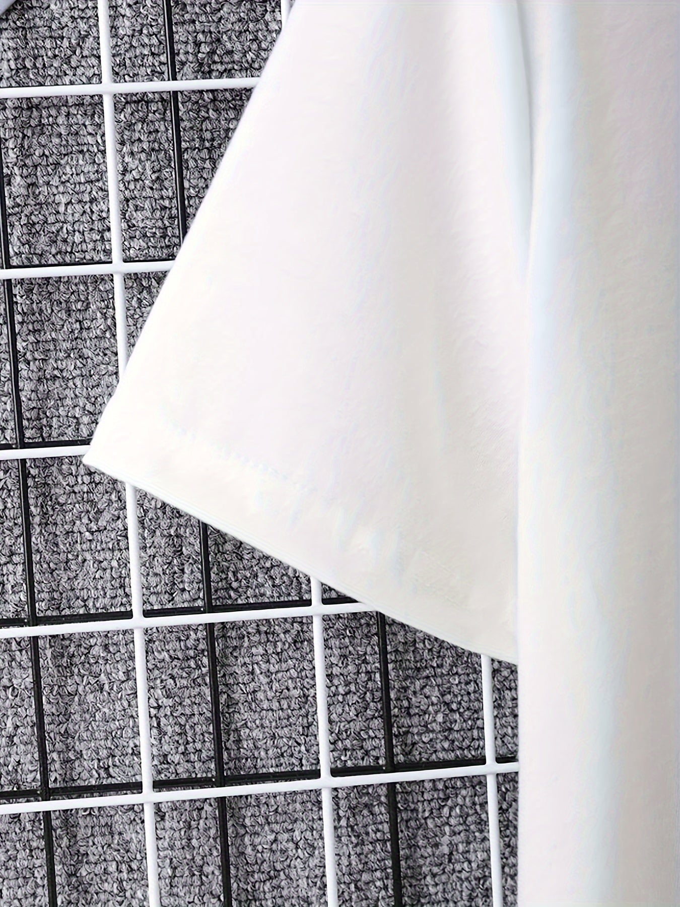 Men's suit short sleeve T-shirt and shorts