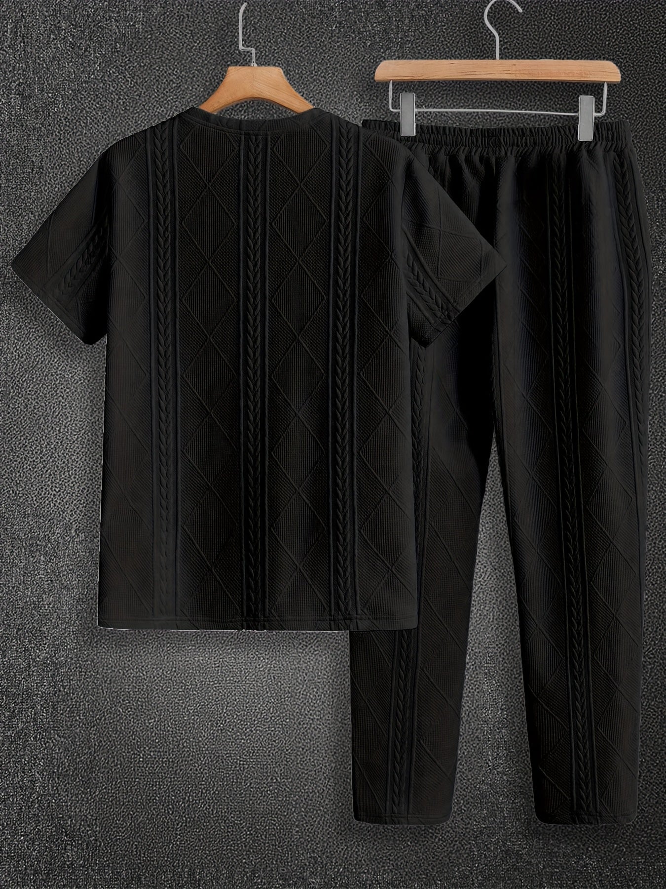 Men'S Textured Round Neck Short Sleeve Pullover & Woven Pants Pajama Set - Brown, Casual Home Wear with Drawstring Waist, Summer Comfort, Everyday Pajamas | Casual Style | Comfortable Fit, Pajamas