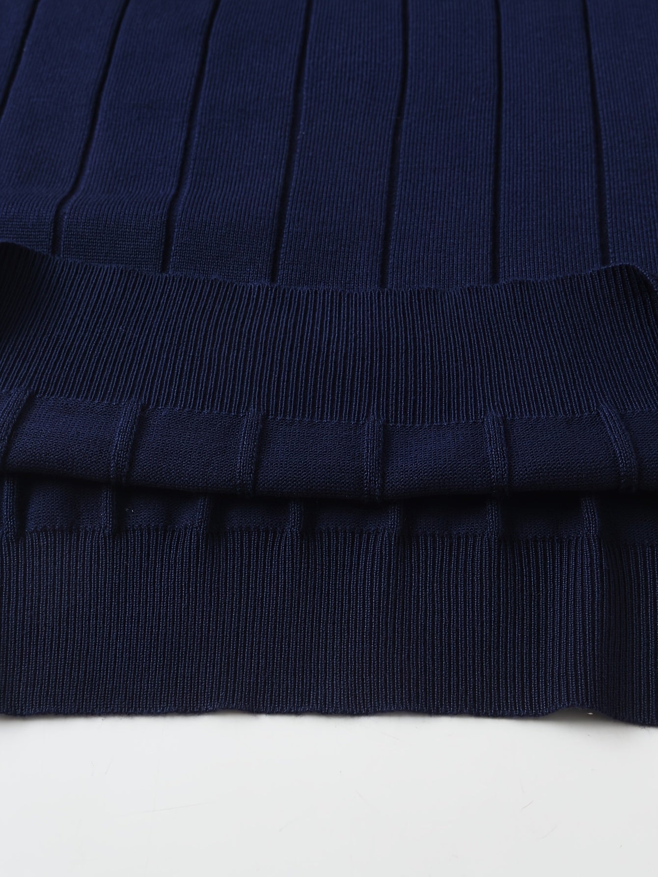 Men's Slim Fit Striped Textured Knit Crew Neck T-Shirt - High Elasticity Short Sleeve Casual Top for Spring/Autumn, Breathable Daily Leisurewear, Spring Fashion, Classic Style, Durable Construction, Pullover Shirt, Stylish Me