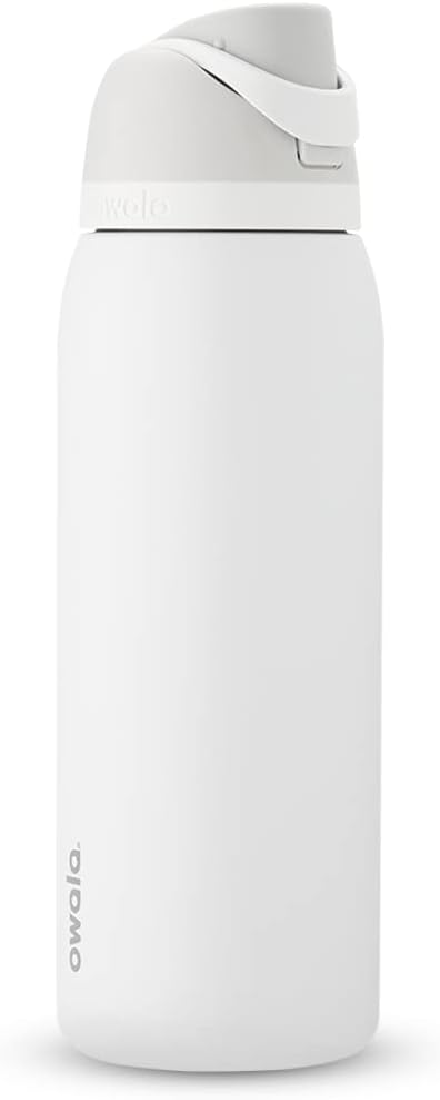 Owala Freesip Insulated Stainless Steel Water Bottle with Straw for Sports, Travel, and School Bpa-Free Sports Water Bottle, 24 Oz, Denim