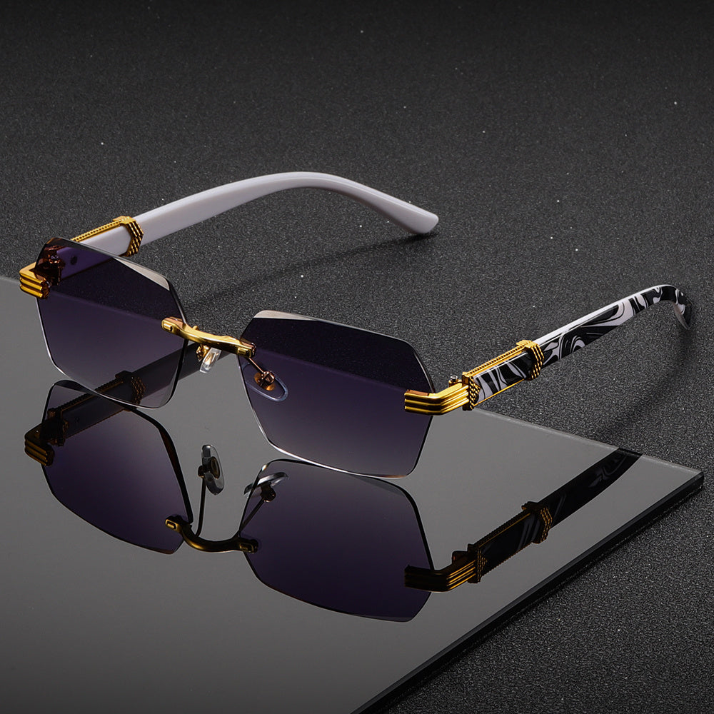 A New Stylish Pair of Men'S Glasses with a High-End Business Feel, Featuring Diamond-Cut Edges And a Fashionable Frameless Design.