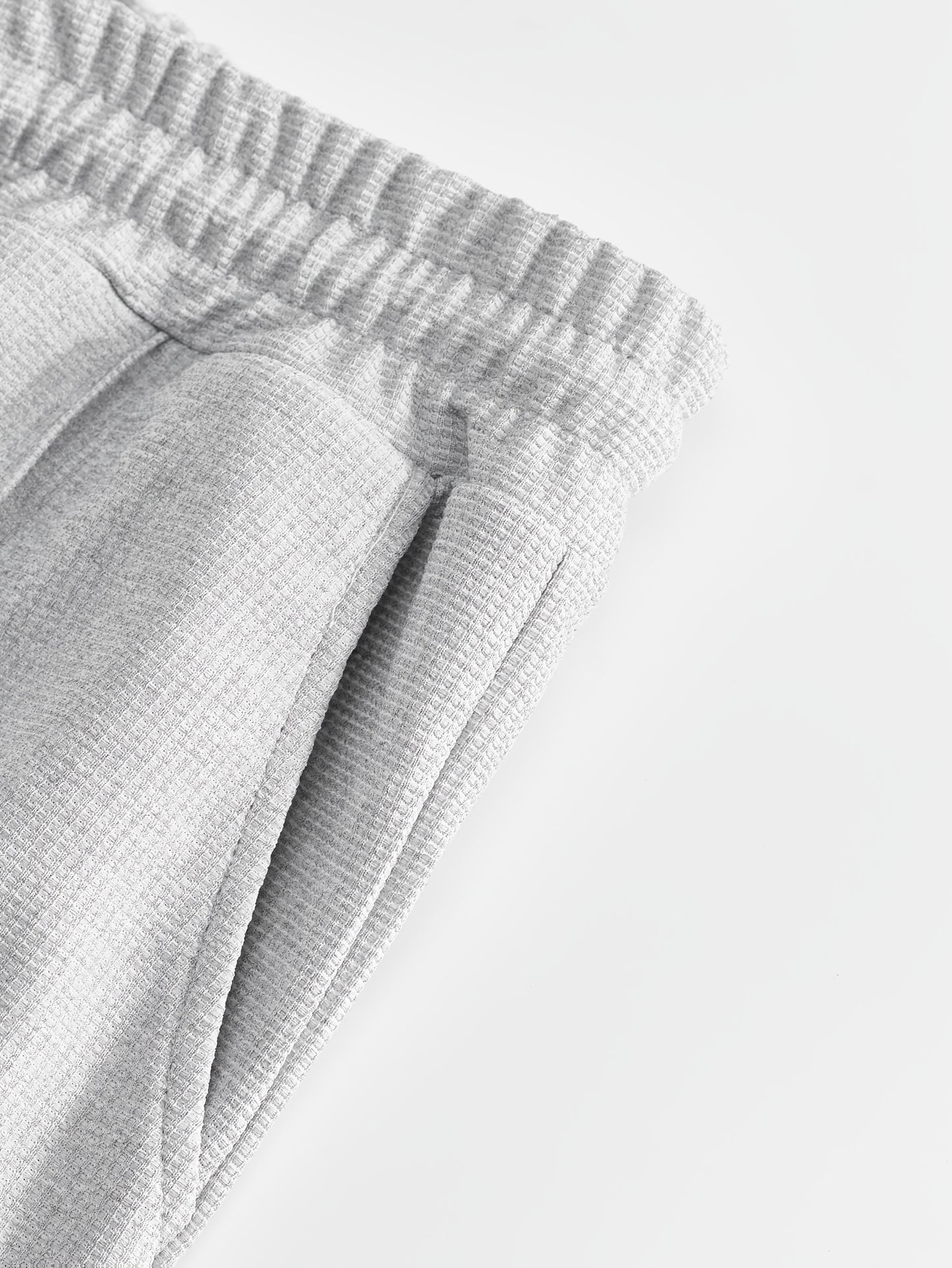 Men's Casual Mixed Color Spliced Set: Shirt and Drawstring Pants, Clean and Comfortable