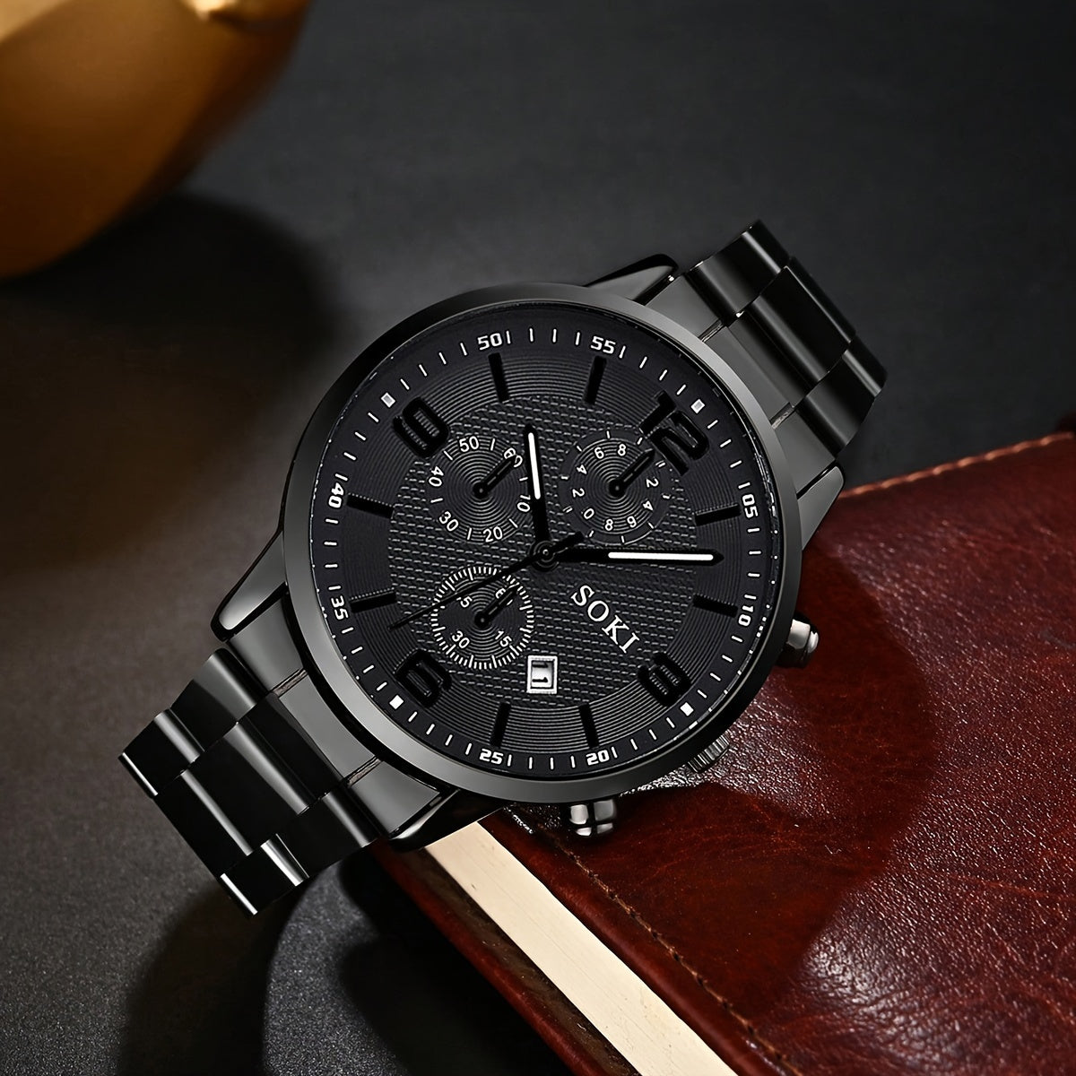 SOKI Men'S Casual Quartz Watch Set, 4pcs, Round Dial, Alloy Case, Stainless Steel Strap, Pointer Display, Calendar Feature, Non-Waterproof, Electronic Movement, Battery Powered, with Silvery Cross Pendant Necklace Ring Bracel