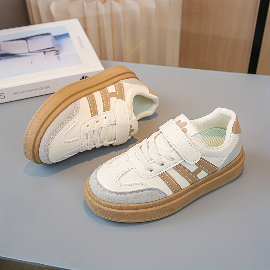 1 pair of Youngsters's spring and autumn new sports shoes, soft soled board shoes for boys and girls, versatile white shoes for girls