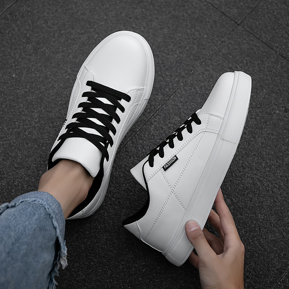 Men's Monochrome Casual Sneakers with White Accents - Comfortable, Easy to Match, Ideal for Everyday Use and Hiking