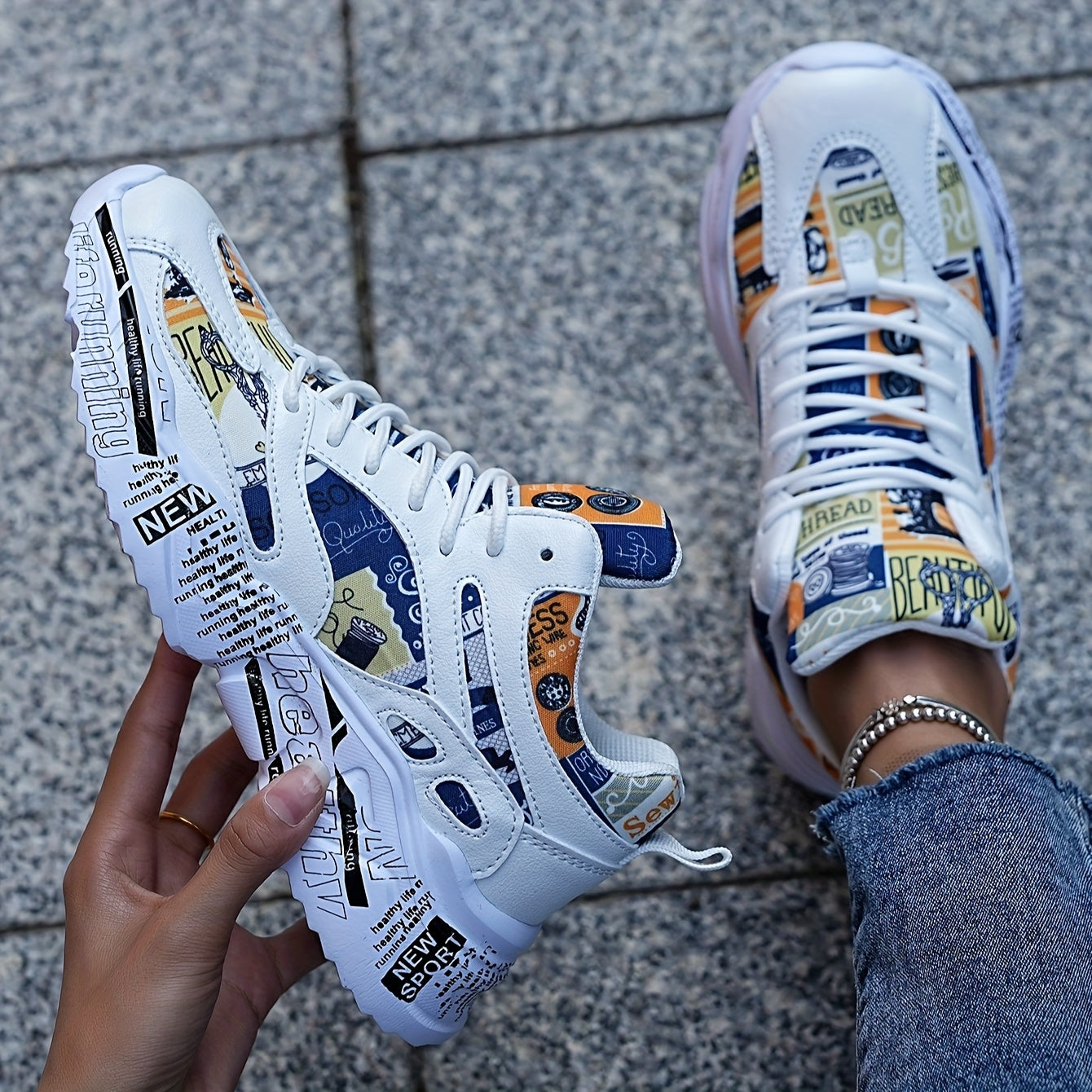 Men'S & Women'S Graffiti Couple Sneakers, All-Season Lightweight Cushioned Running Shoes, Stability Pronation, Cartoon Pattern, MD Sole, EVA Insole, Polyurethane Upper, Fabric Lining