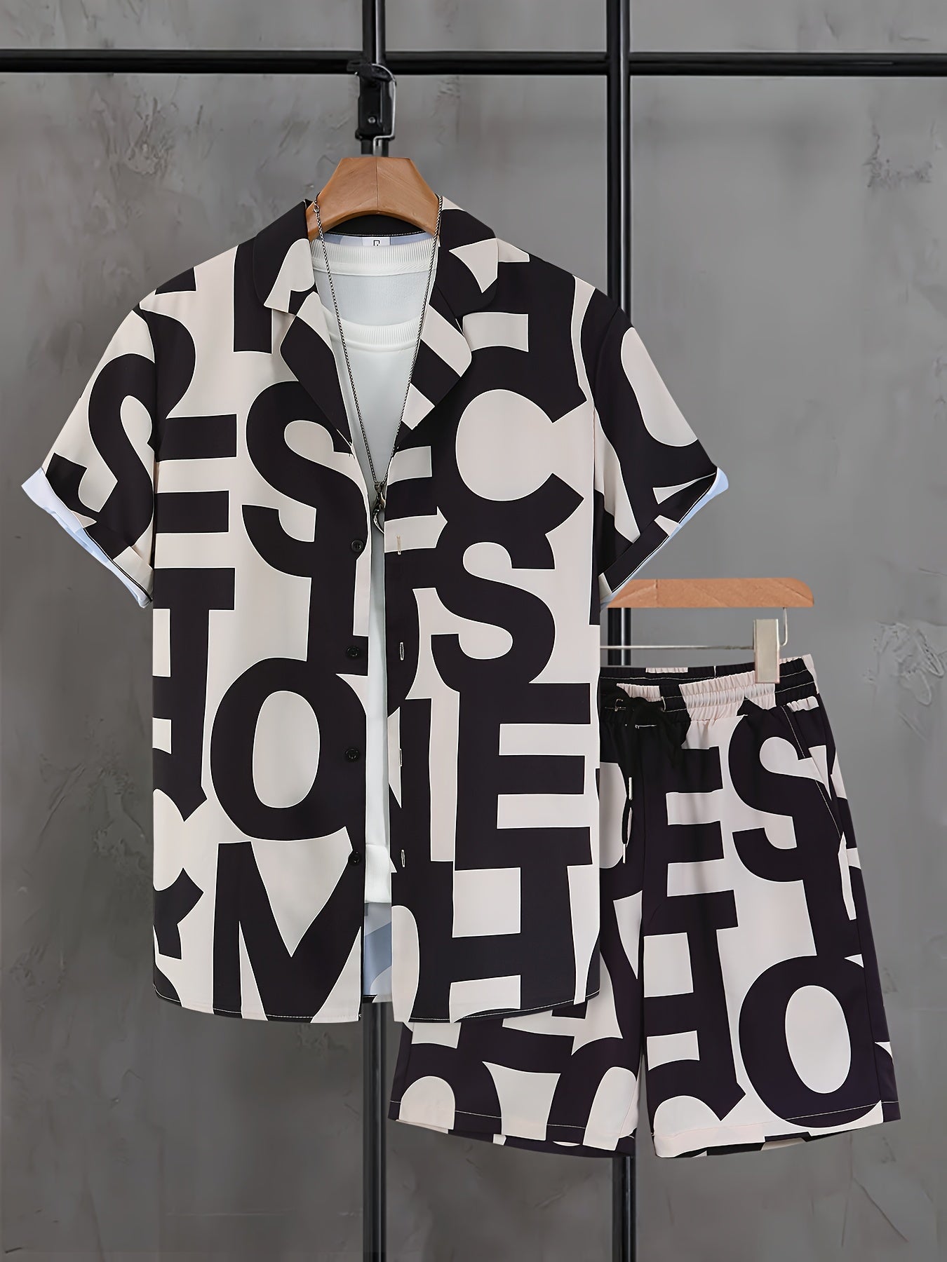 Men's Suit with Black and White Letter Print, Short Sleeve, Open Collar Shirt and Shorts, Casual Set