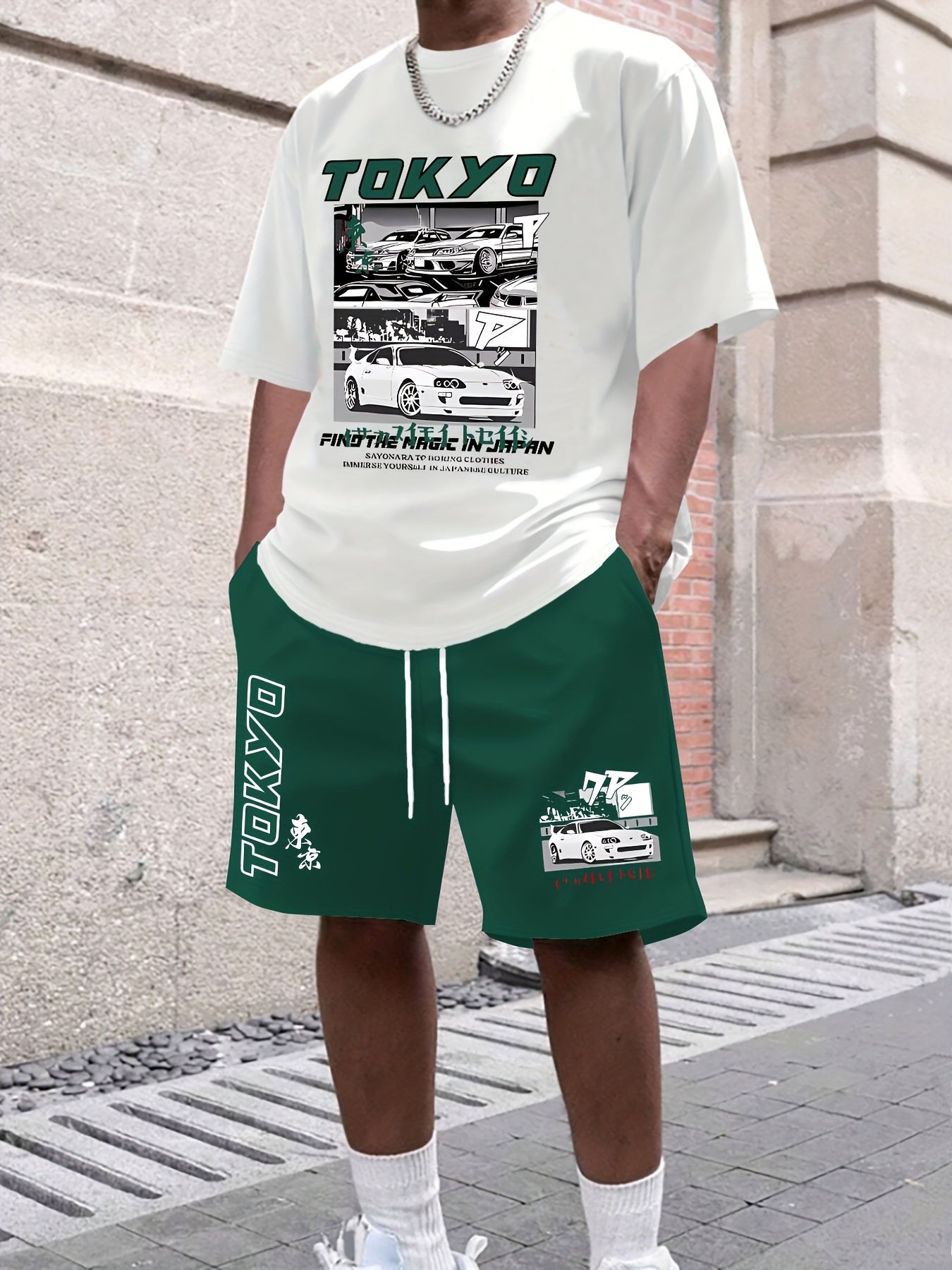 Men's suit short sleeve T-shirt and shorts