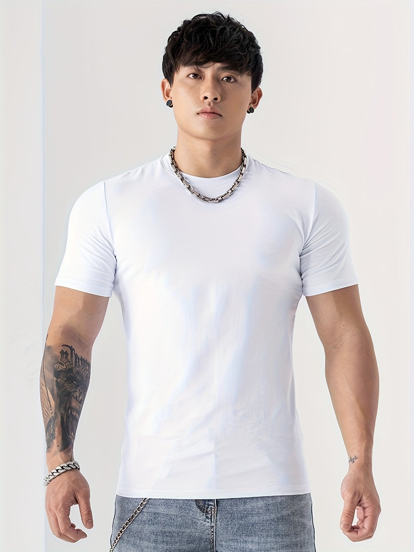 Men's Summer Athletic T-Shirt - Moisture-Wicking Stretch Fabric Slim Fit Round Neck Short Sleeve Tee for Gym, Running, Training - Solid Color Black, Gym Apparel | Machine Washable Top, Gym Shirts