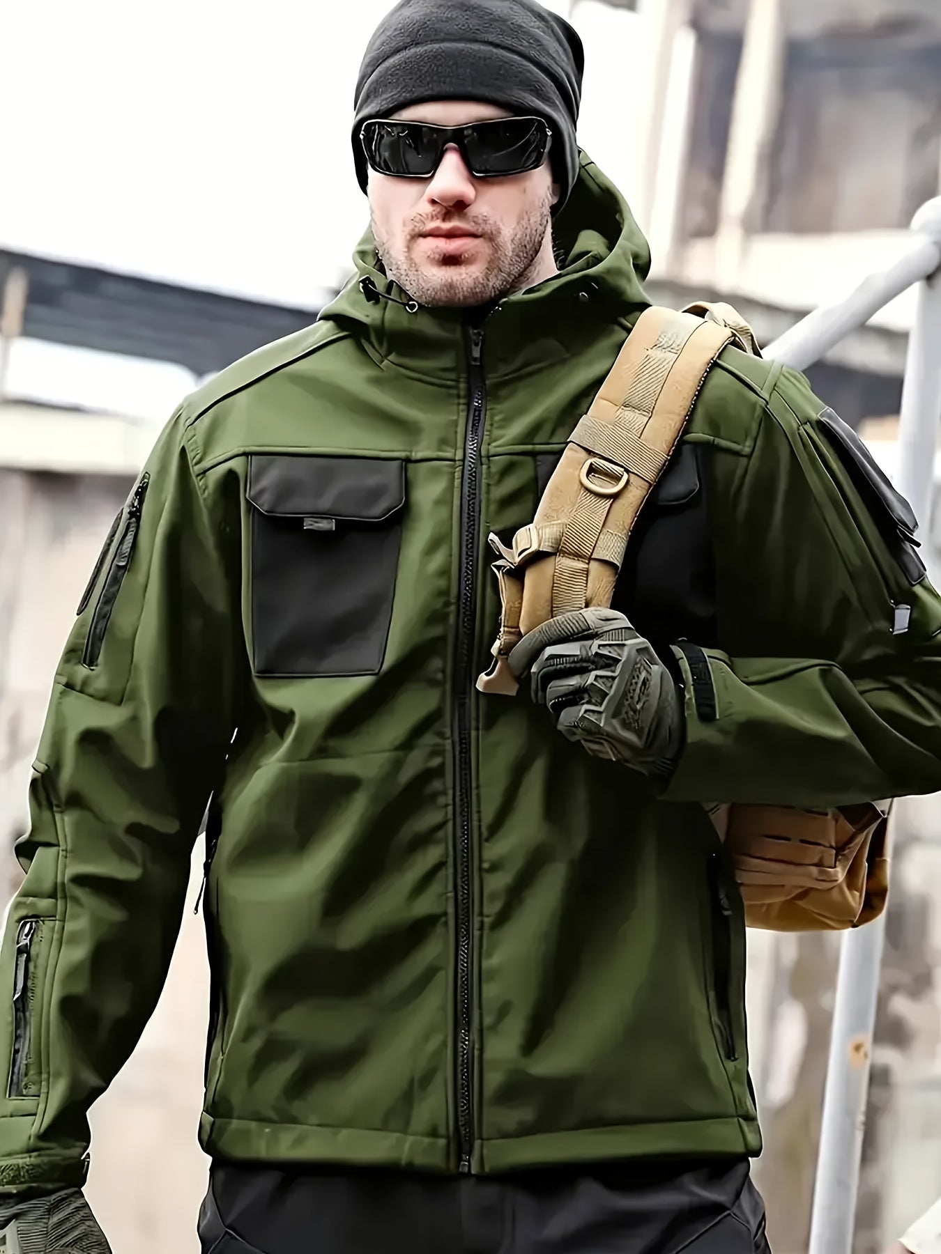 Men's Outdoor Sports Windproof and Plus Velvet Soft Shell Suit