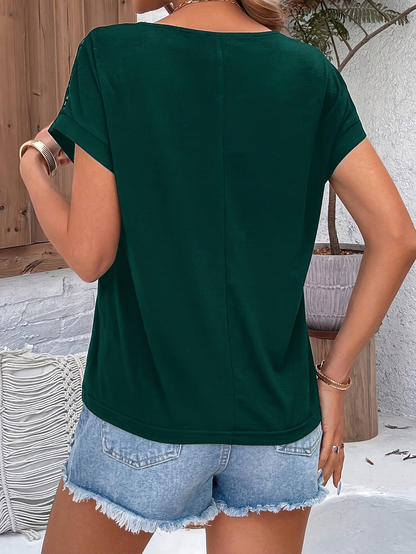 Women's Batwing Short Sleeve T-Shirt - Lace Contrast Raglan Sleeves, Round Neck Longline Top, Burgundy & White Elegant Design, Machine Washable All-Season Casual Wear, Vacation Clothing, Nontransparent Fabric