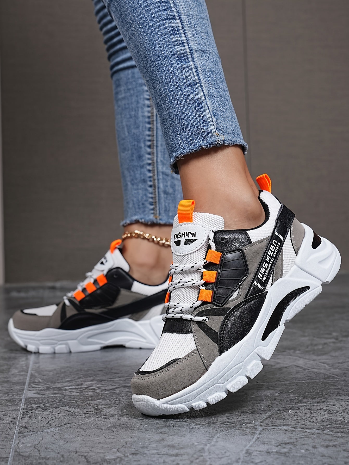 Women's Fashion Sneakers Geometric Pattern Low-Top with EVA Sole, Lace-Up Casual Sports Shoes, Hand-Washable Fabric Inner, All-Season Comfort Footwear with Plain Toe Design