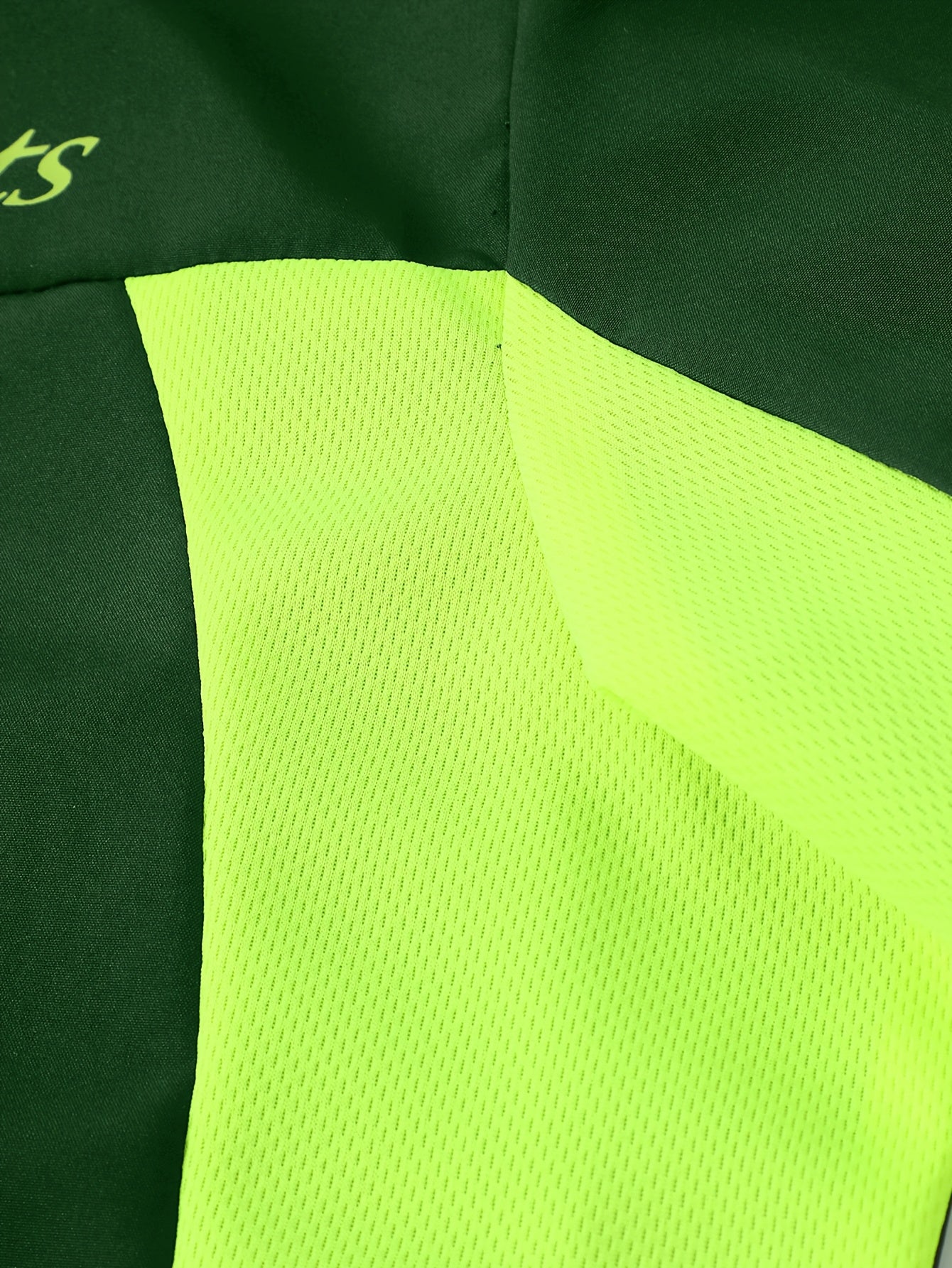 Men's Two-Tone Spliced Jacket and Pants Set in Fluorescent Green with 'Sports' Letter Print, Eye-Catching Fashion Design, Comfortable Soft Fabric, Essential Outfit for Home or Outdoor Wear TZ8030
