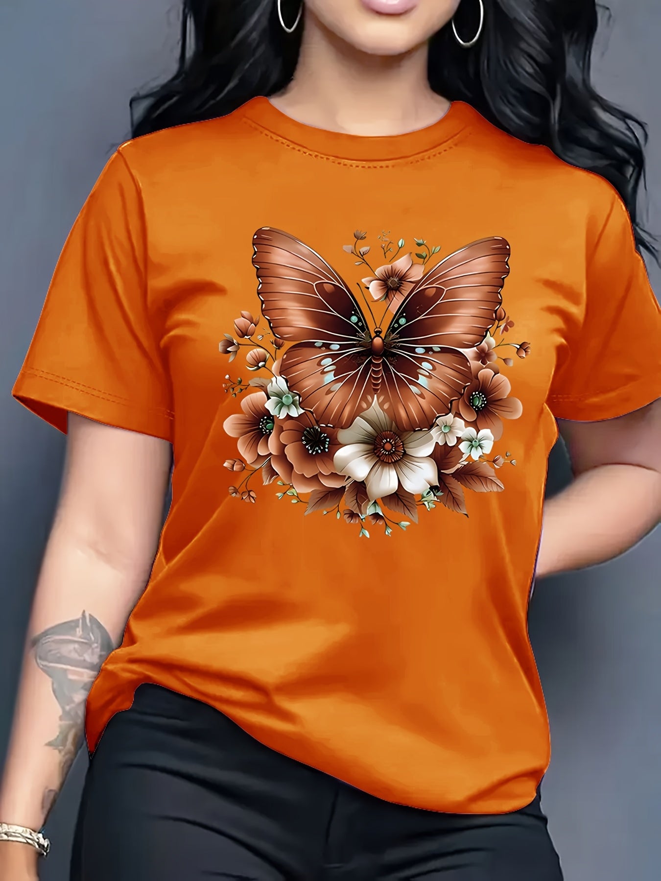 Women'S Floral Butterfly Print T-Shirt, Short Sleeve Crew Neck Casual Top for Spring & Summer, Vibrant Green with White & Blue Flowers, Perfect Birthday or Holiday Gift, Everyday Fashion | Vibrant Casual Top | Glossy Texture