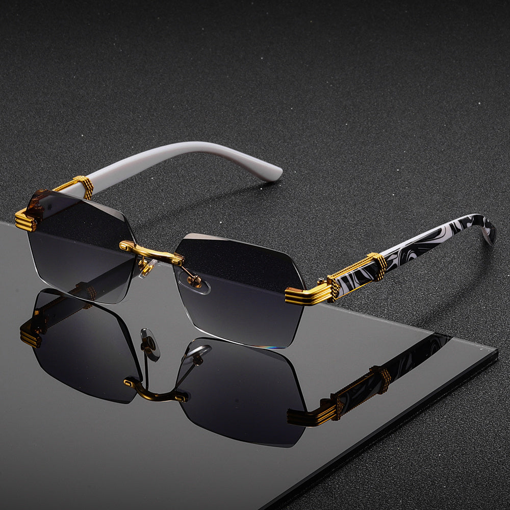 A New Stylish Pair of Men'S Glasses with a High-End Business Feel, Featuring Diamond-Cut Edges And a Fashionable Frameless Design.