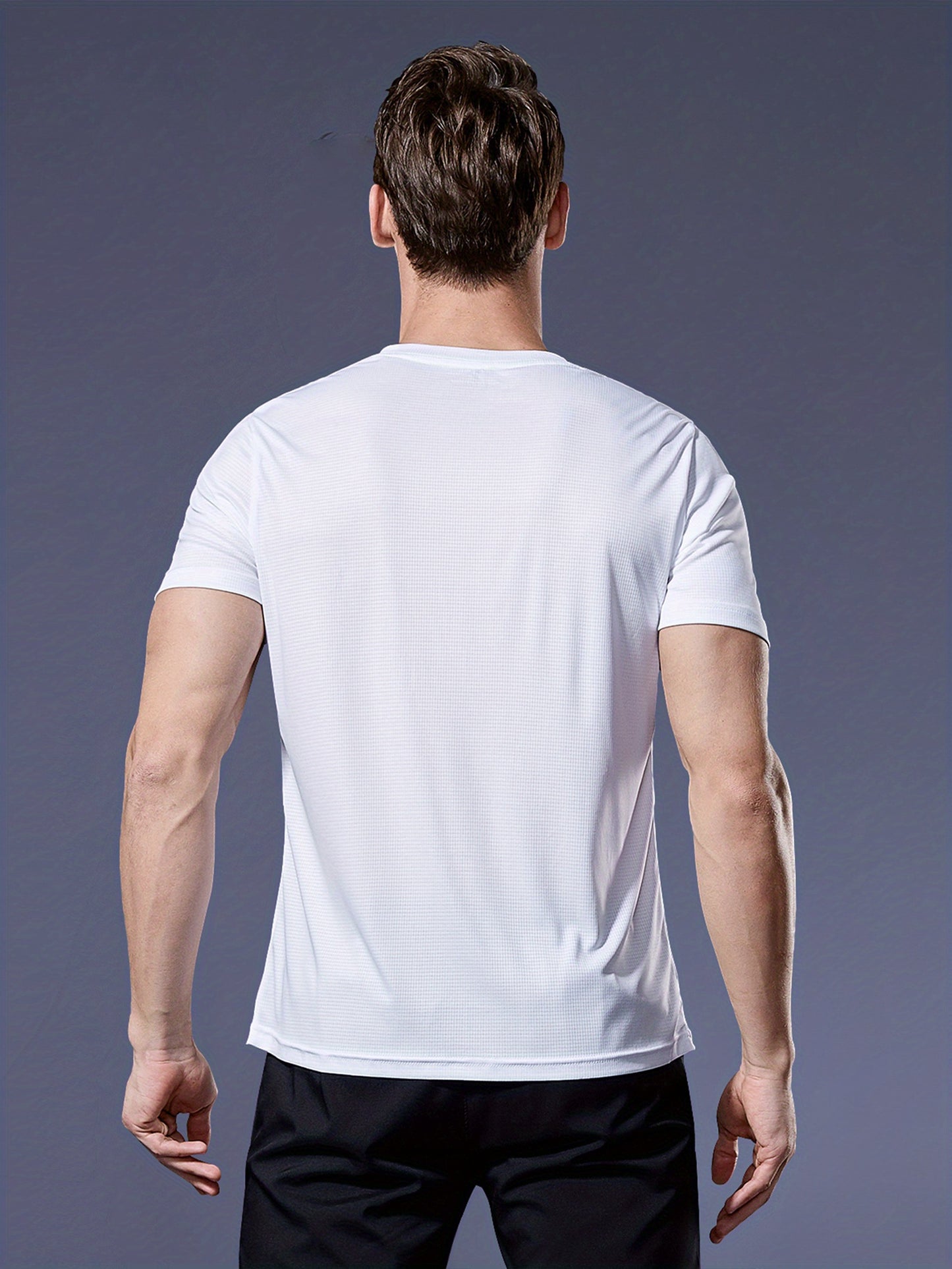 Men's Ultra-Thin T-Shirt with Round Neck, Lightweight and Breathable Performance Running Top for Gym Workouts