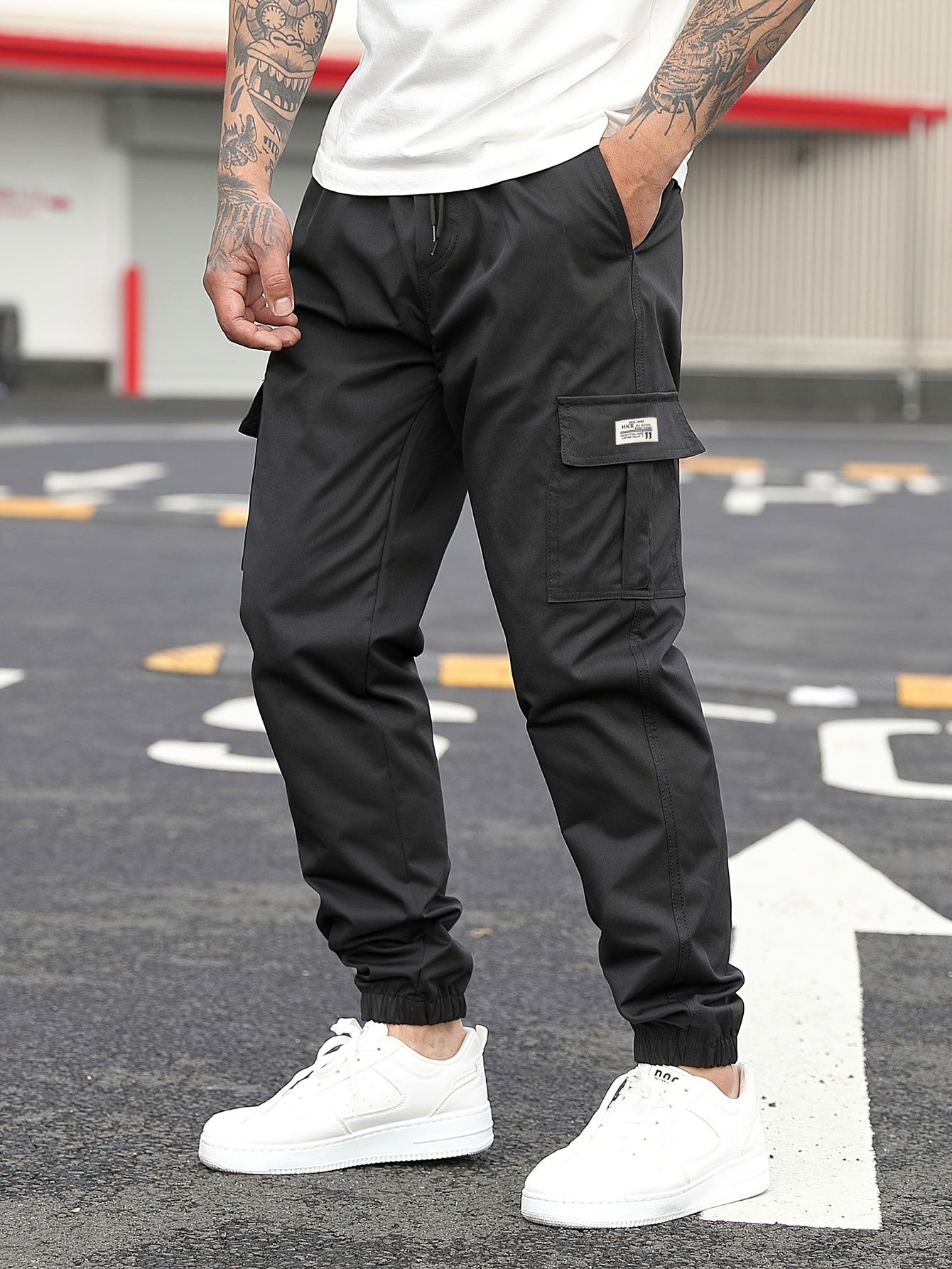 1pc Men'S Casual Polyester Cargo Pants - Mid Waist Elastic Joggers with Multiple Pockets, Non-Stretch Solid Color, Regular Fit for Weekend Wear - Spring/Fall Fashion Trousers