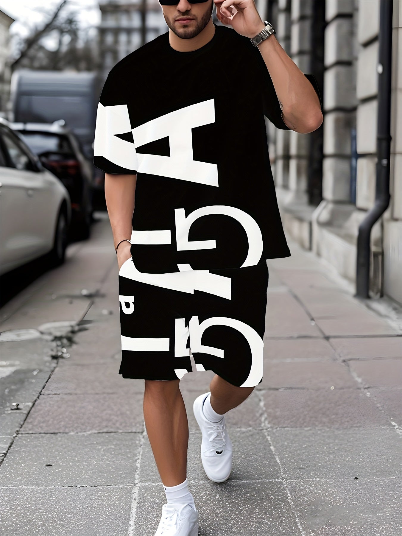 Men's Printed Short Sleeve T-Shirt + Shorts Set Casual Sporty Outfit Breathable Outdoor Leisure Men's Tee and Five-Pocket Pants Summer 3D Print Set Father's Day Gift for Adults