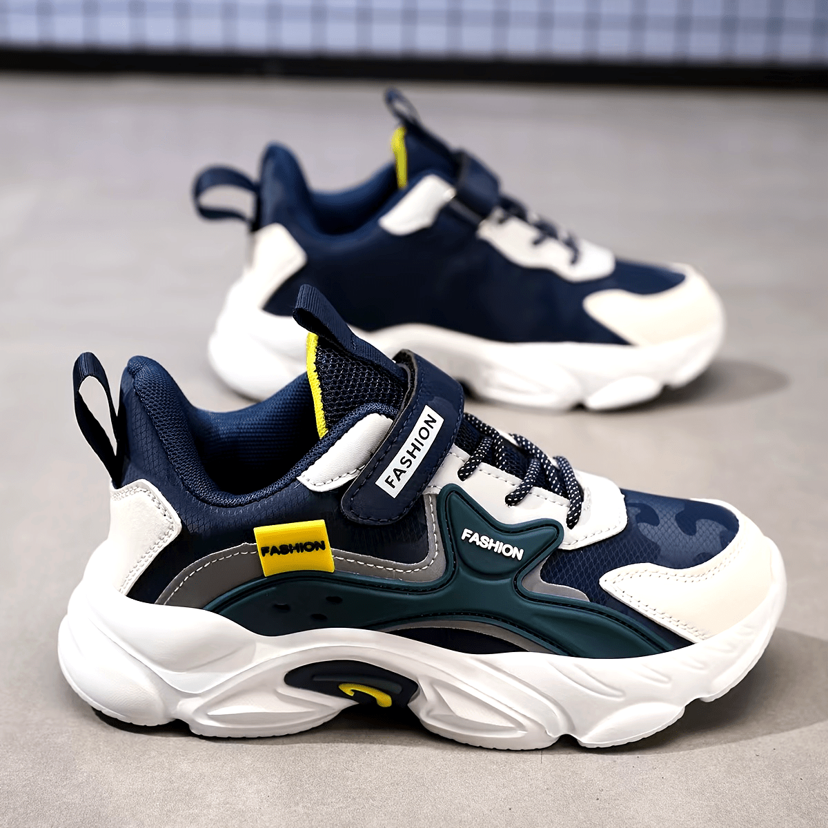 New High Quality sports shoes for boys running shoes