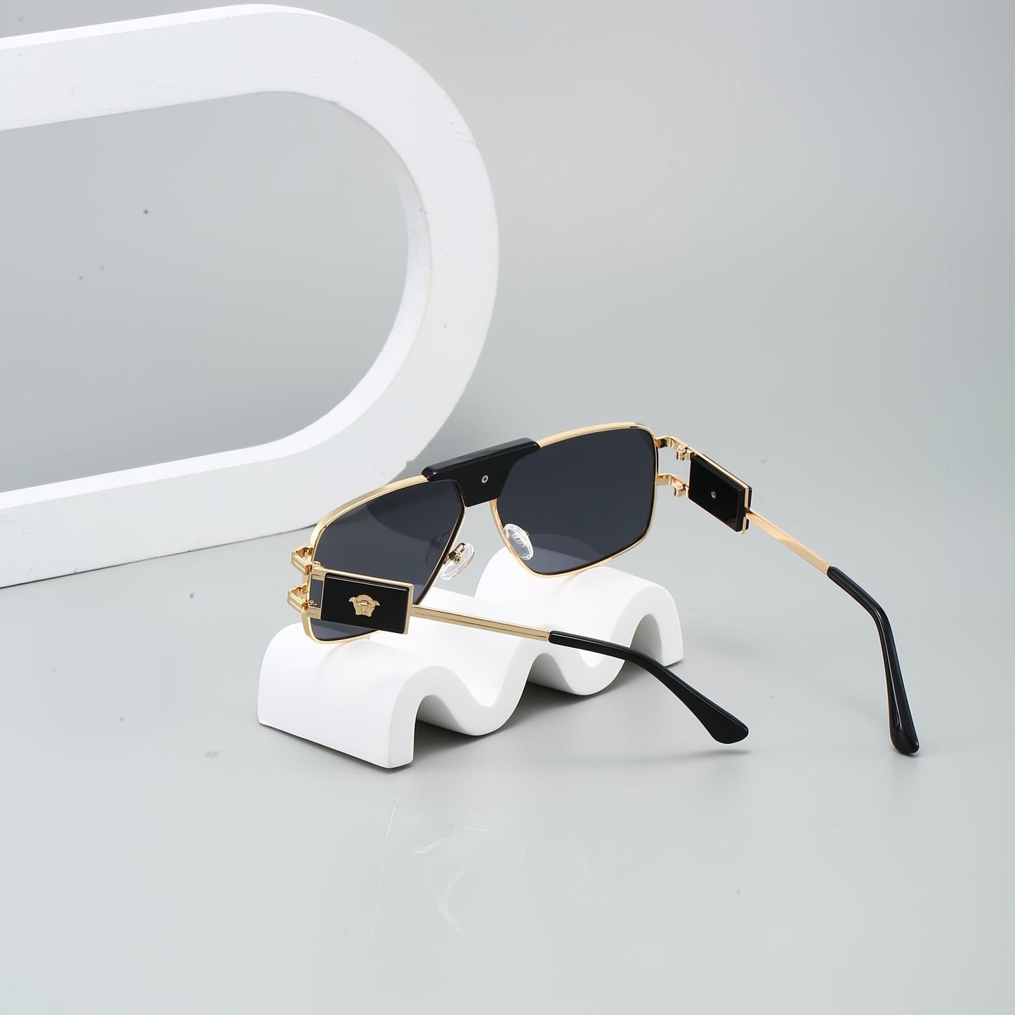Stylish Cool Bull Head Fashion Glasses, Multi-Frame Double Bridge Eyewear, Ideal for Photography and Gifting