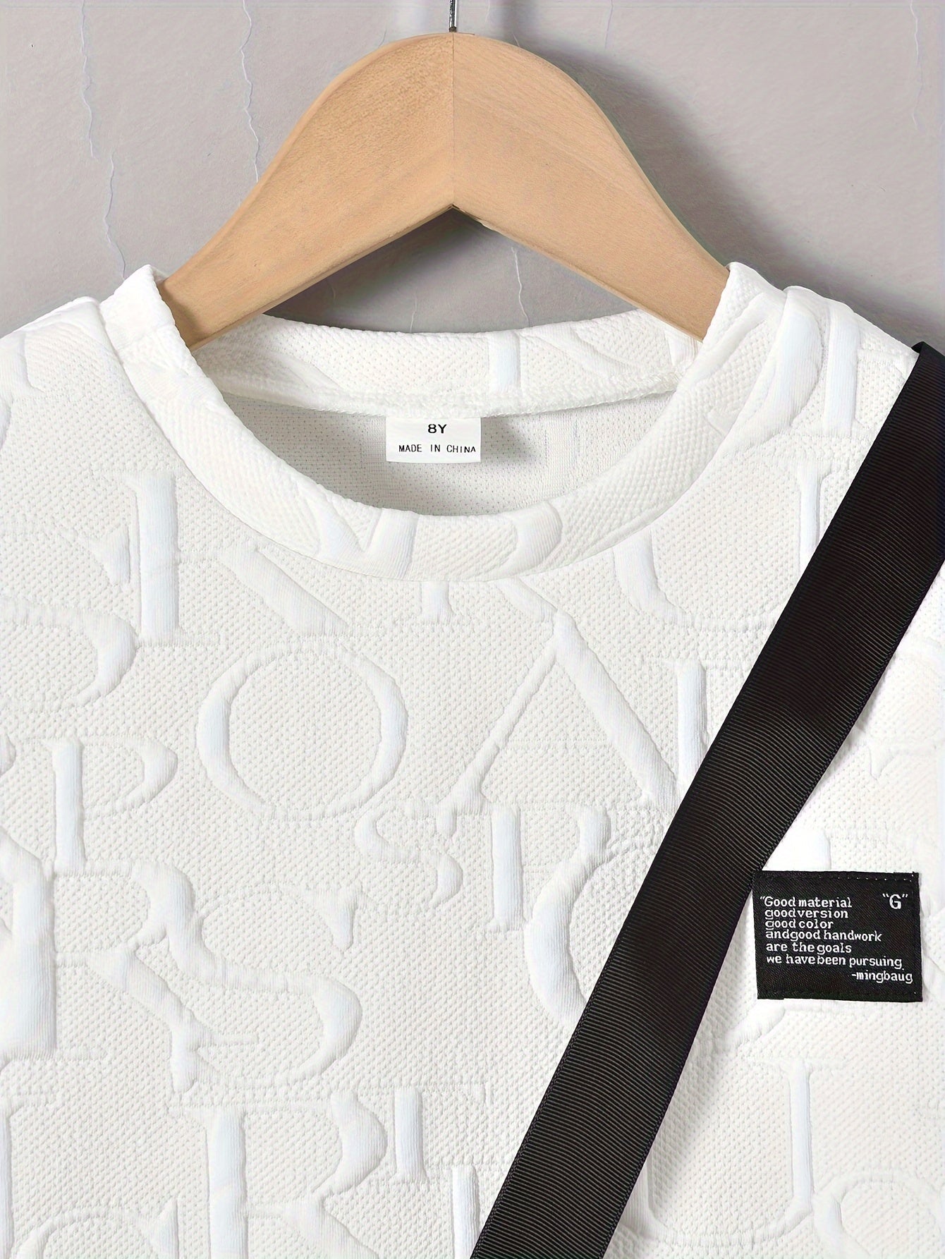 Boys' Stylish White Short Sleeve T-Shirt + Casual Shorts + Fashion Crossbody Bag Set, Perfect for Outdoor