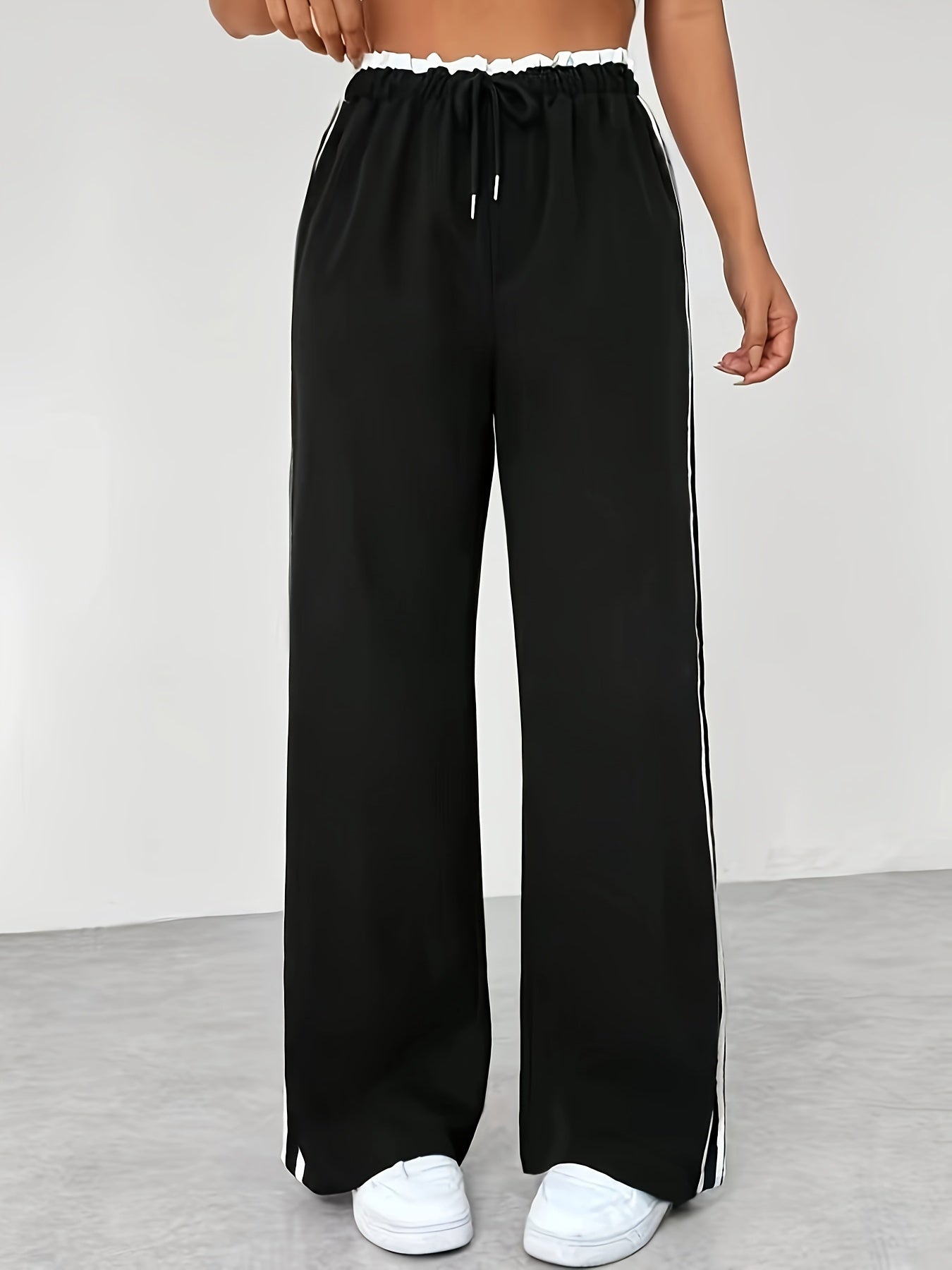 Women's Color-Matching Drawn White Stripe Paper Bag Waist Casual Pants