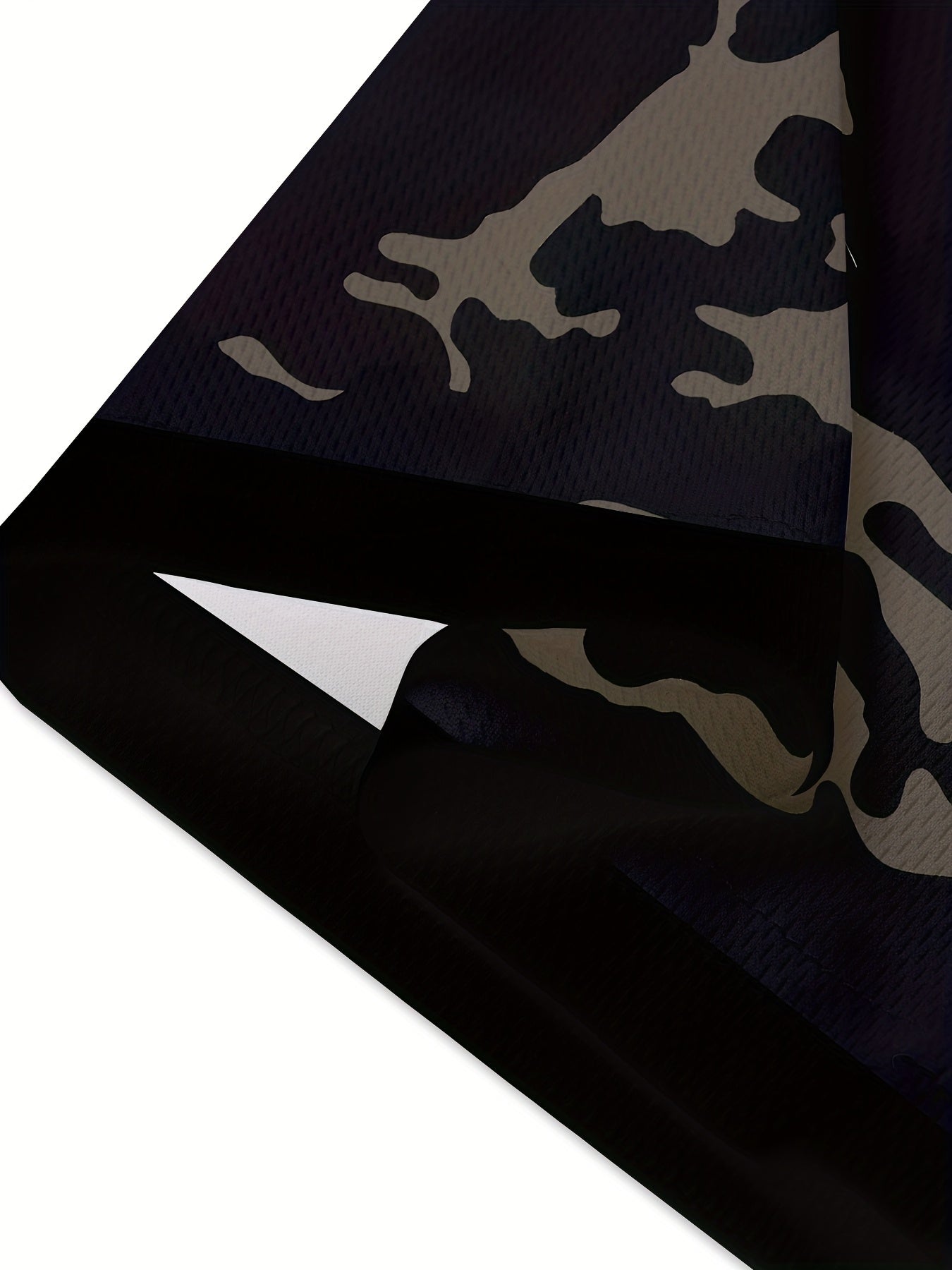 Men'S Camo Print T-Shirt - Short Sleeve, Regular Fit, Casual Style with Skull & Floral Design, Black with Brown/Beige Camouflage Pattern, Perfect for Casual Attire, Everyday Tshirt | Camo Print Tee | Stretchable Fabric