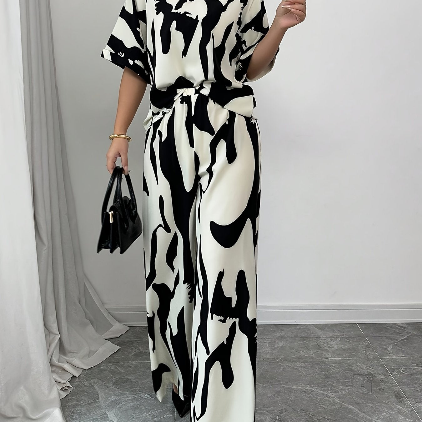 -Yy0207476-2pcs Women'S V-Neck Short-Sleeved Black And White Printed Casual Top And Pants Set
