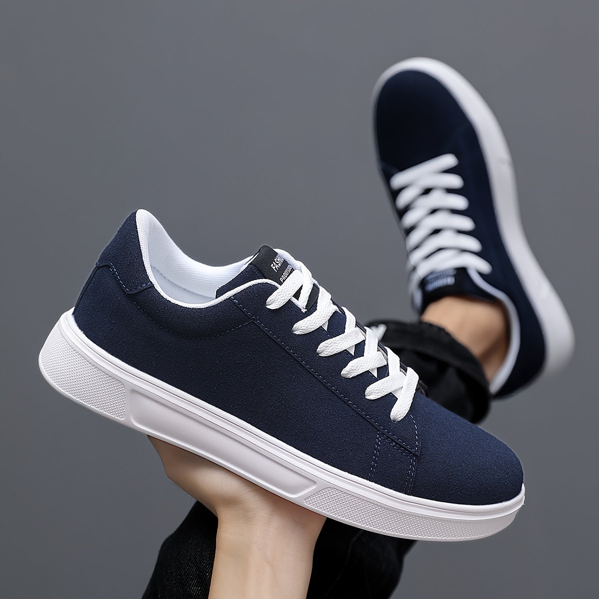 Men's Trendy Solid Skate Shoes, Comfy Non Slip Casual Lace Up Sneakers For Men's Outdoor Activities