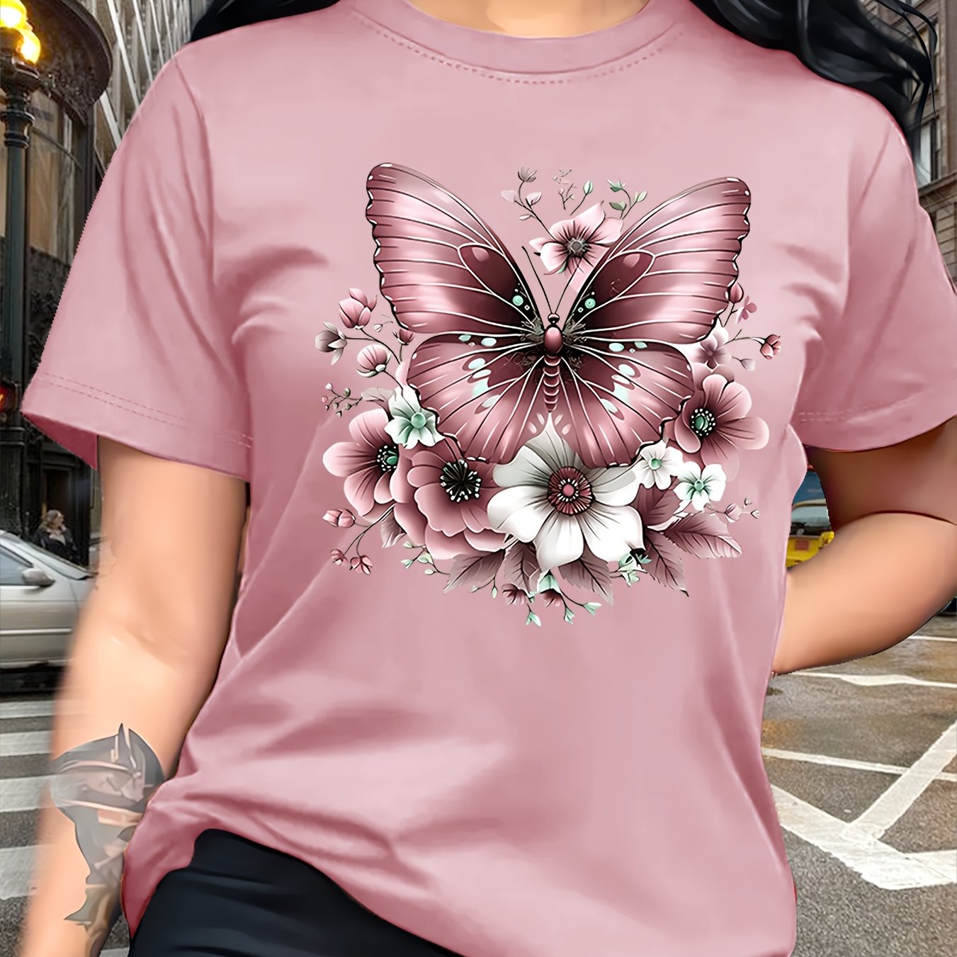 Circle Chic Butterfly Print T-Shirt - Exquisite Design, Casual Round Neck Top - Breathable and Lightweight, Perfect for Spring/Summer Wardrobe