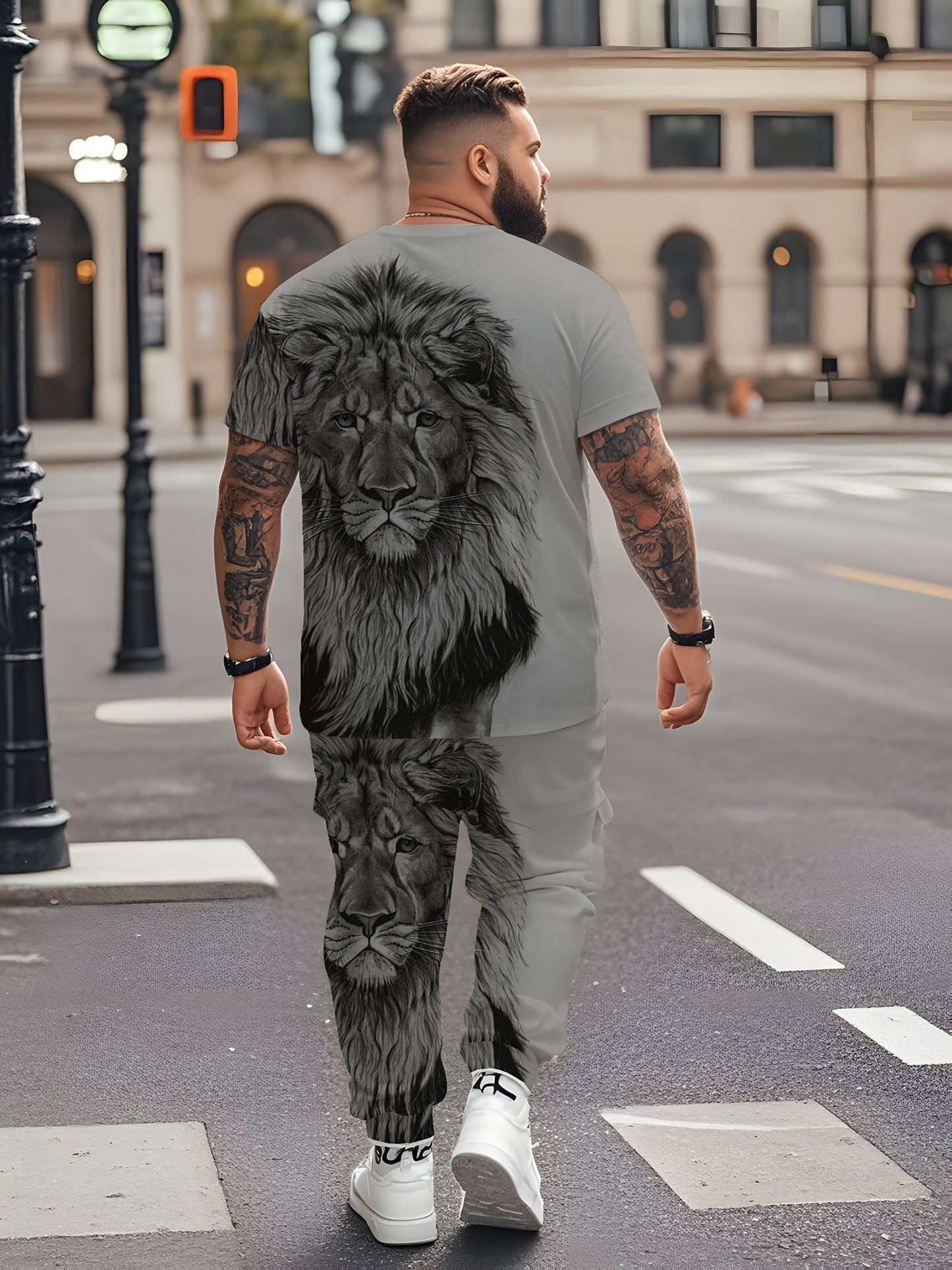 1 Set Men'S Plus Size 2pcs Summer Casual Outfit, Lion Print Short Sleeve T-Shirt and Sweatpants Set, Sports and Holiday Leisure Wear, Crew Neck, Knit Fabric with Slight Stretch, Polyester and Spandex Blend