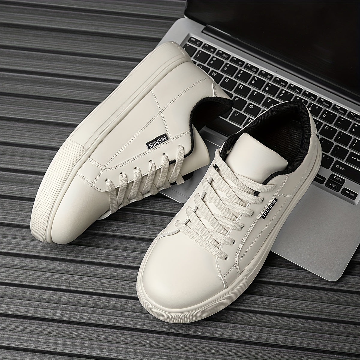 Men's Monochrome Casual Sneakers with White Accents - Comfortable, Easy to Match, Ideal for Everyday Use and Hiking