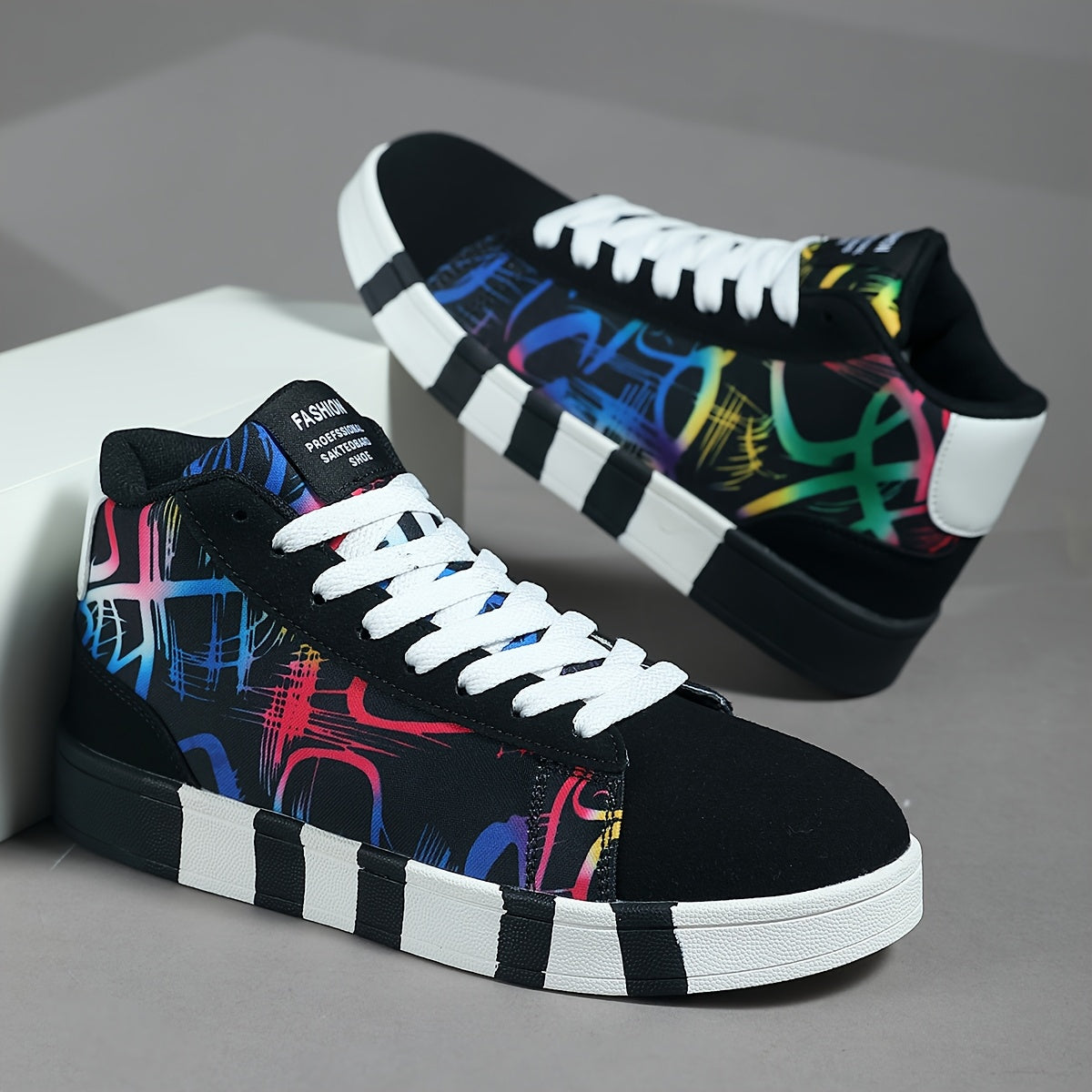 Women'S High-Top Casual Skate Shoes, Black and White Graffiti Design, Lightweight Fabric Lining, All-Season Rubber Sole Sneakers for Outdoor Sports and Hiking, Skate Shoes